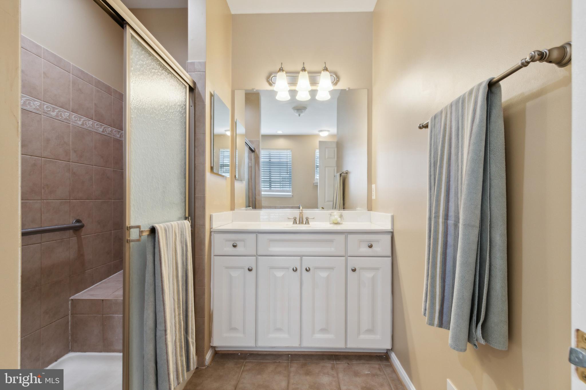 VINT HILL - Residential