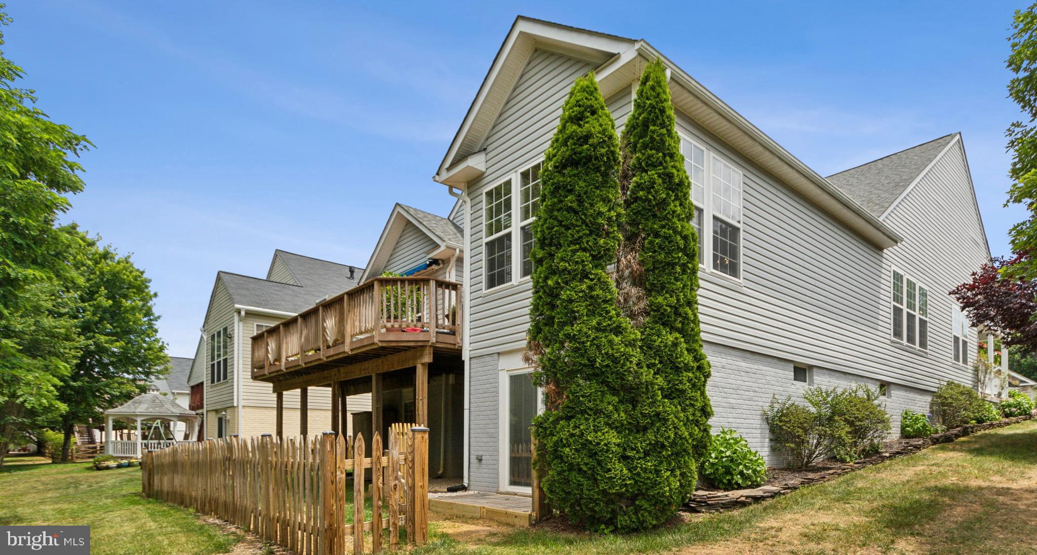 VINT HILL - Residential