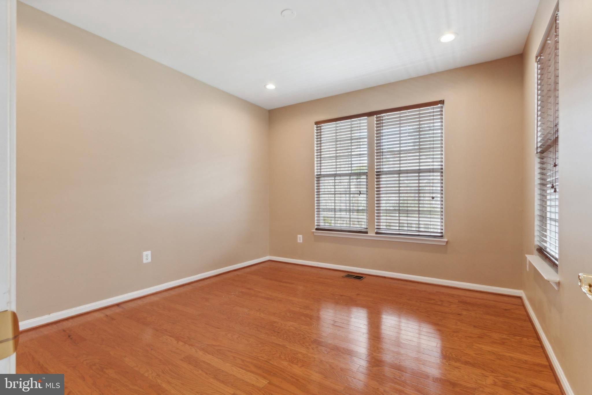 VINT HILL - Residential