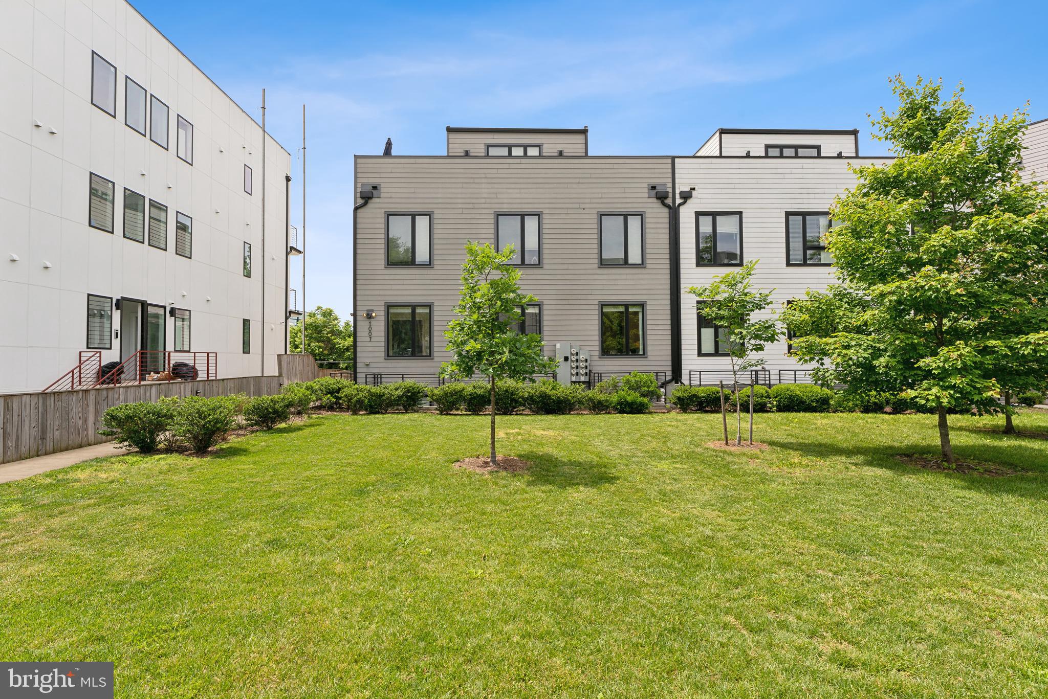 1007 BRYANT STREET NE 3