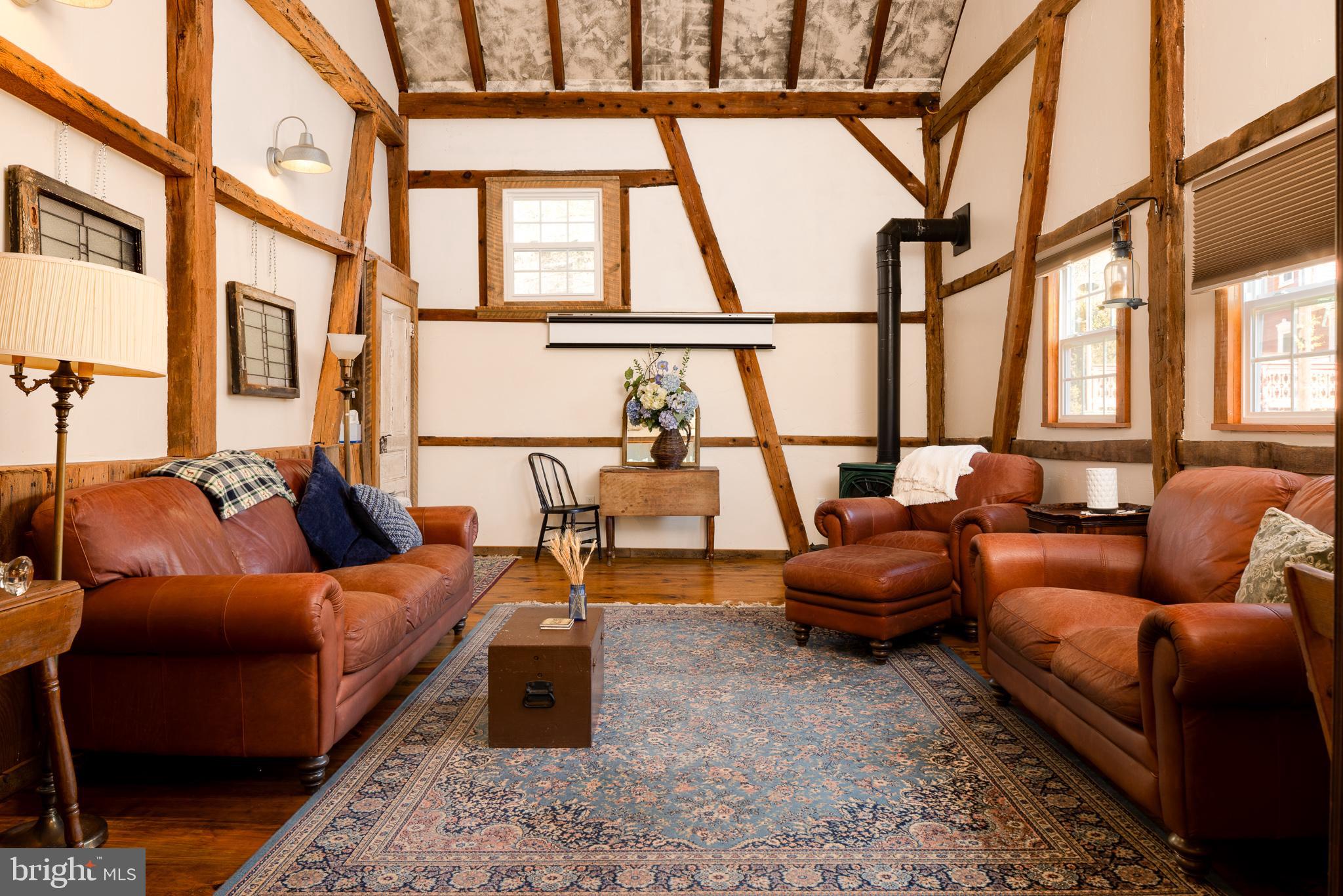 20 ACRE WOODS - Residential