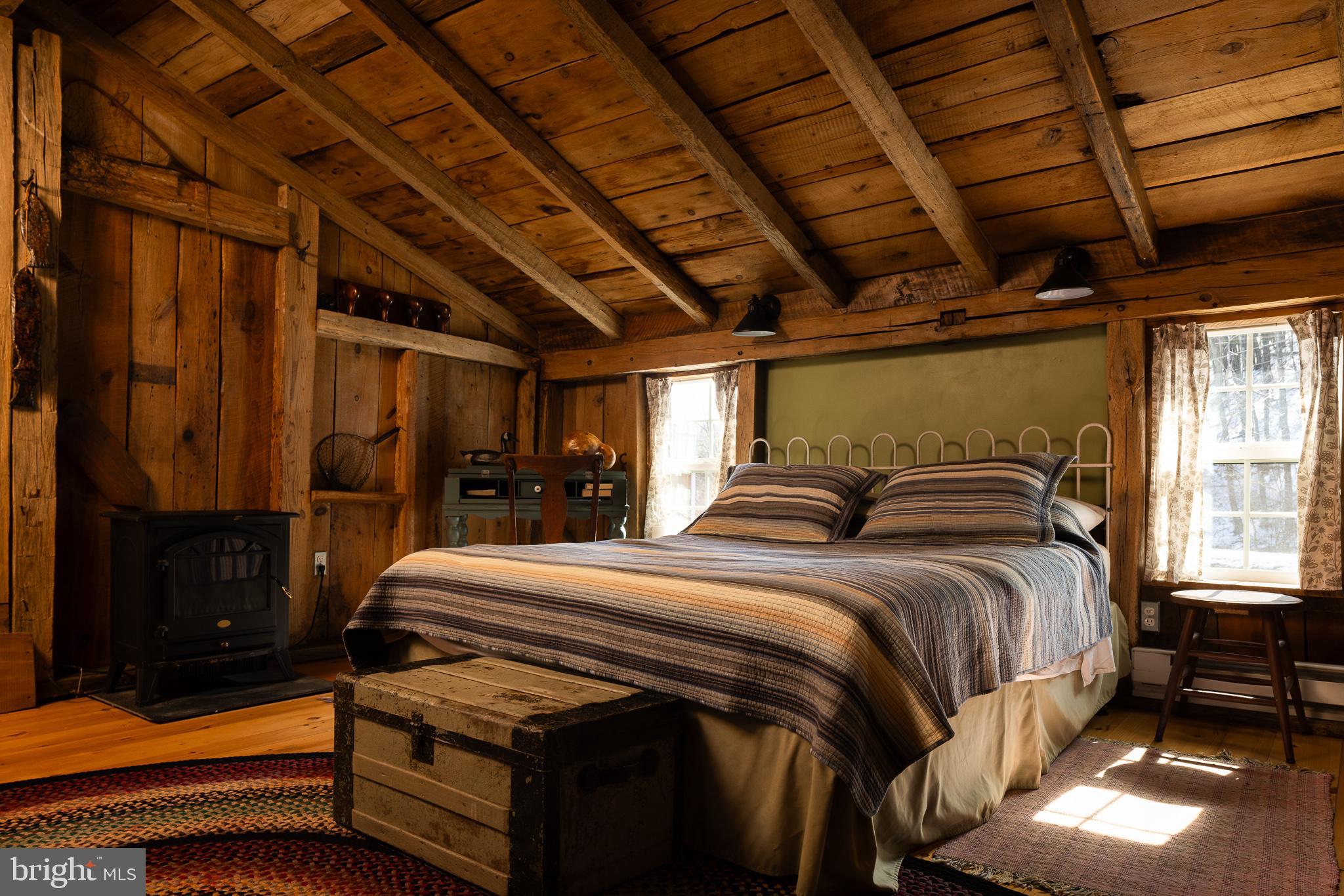 20 ACRE WOODS - Residential