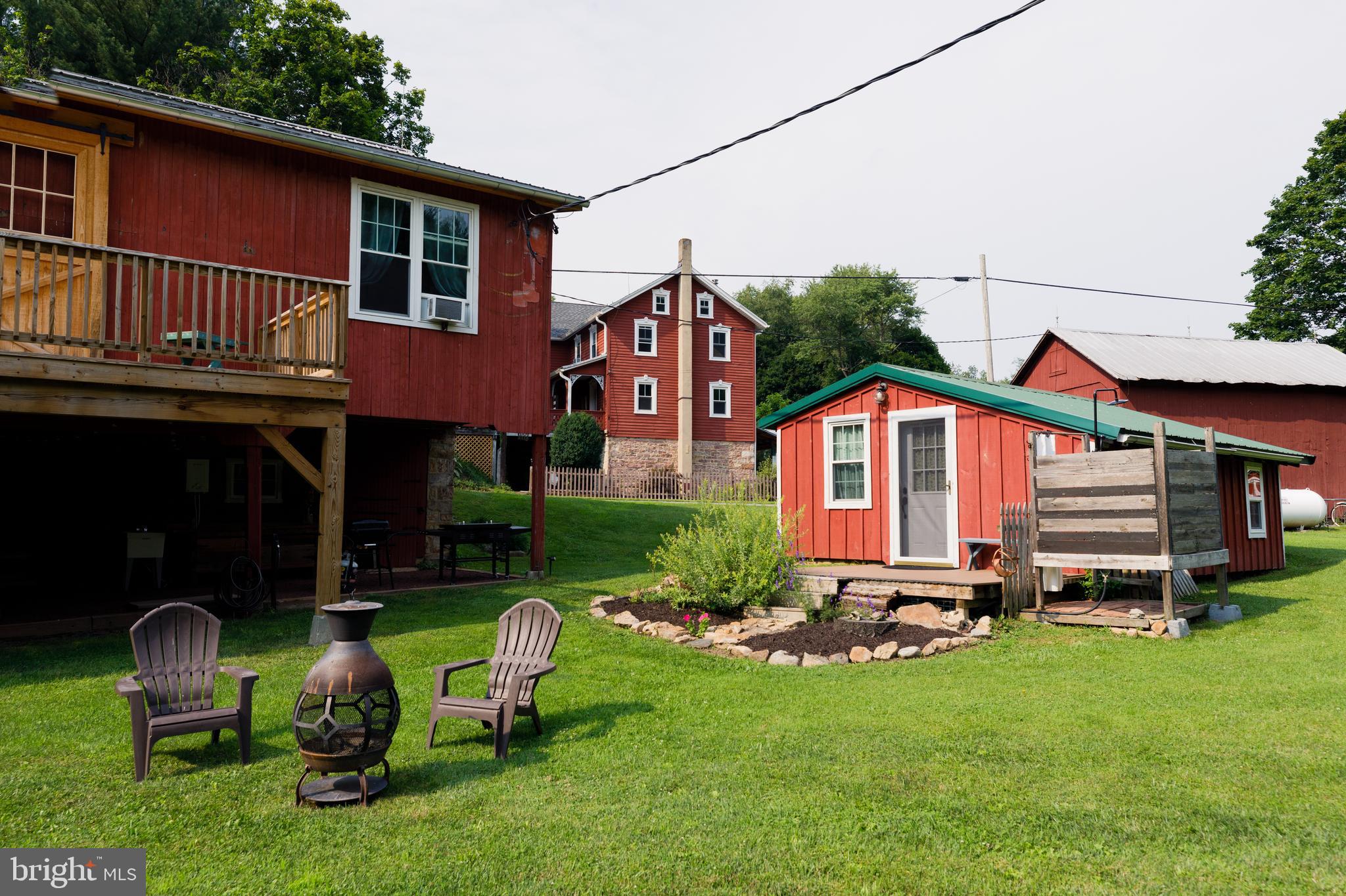 20 ACRE WOODS - Residential