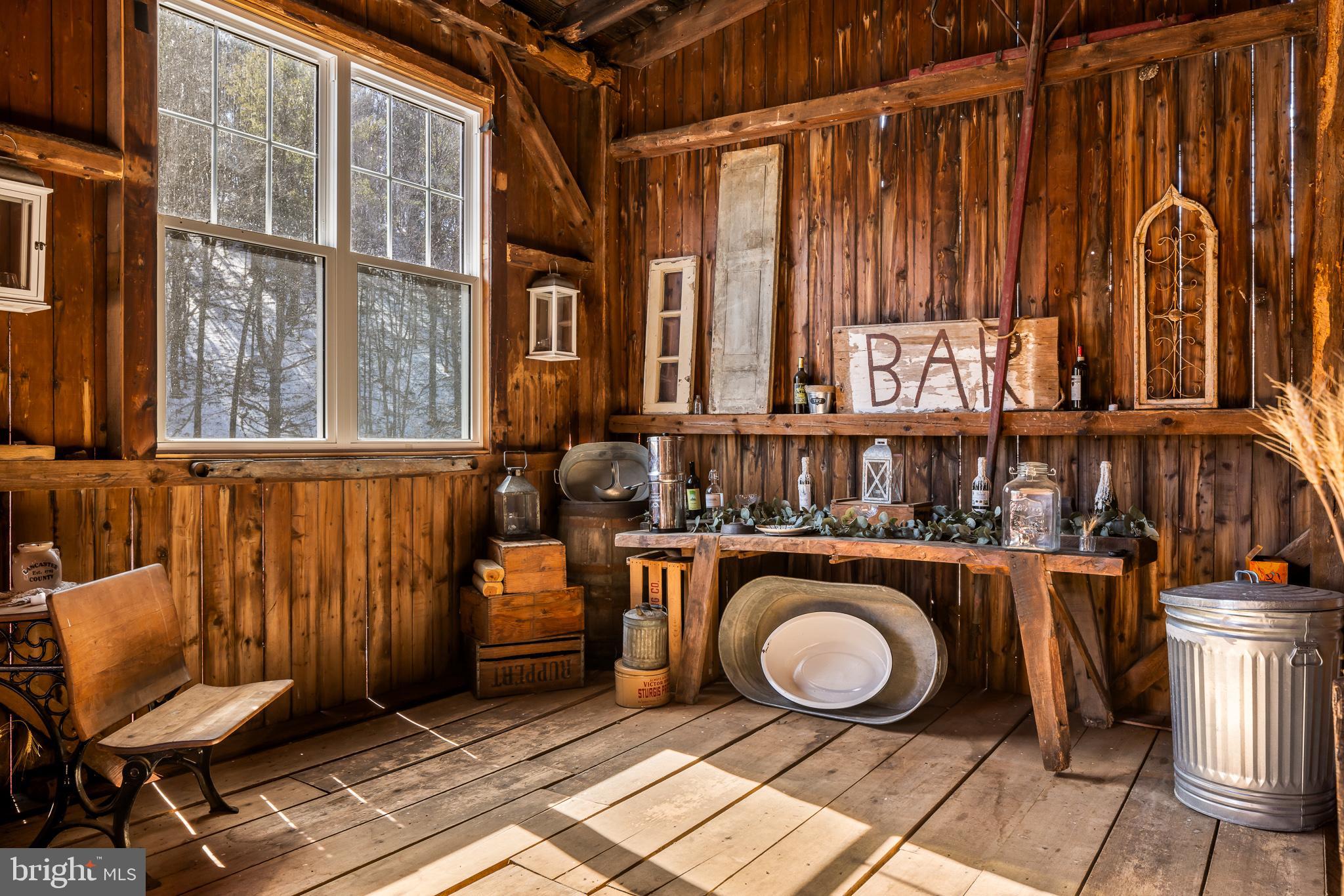 20 ACRE WOODS - Residential