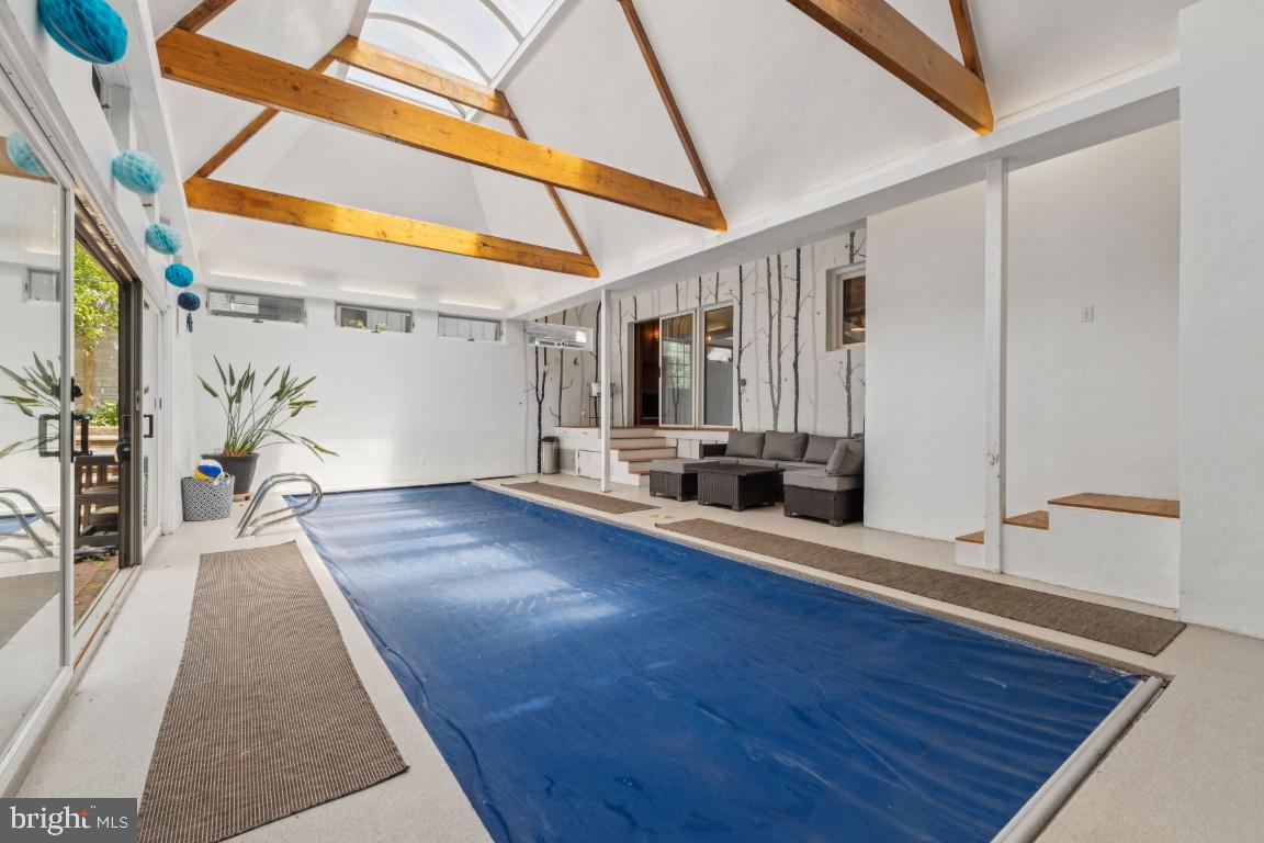 TARA - LEEWAY HEIGHTS - Residential Lease