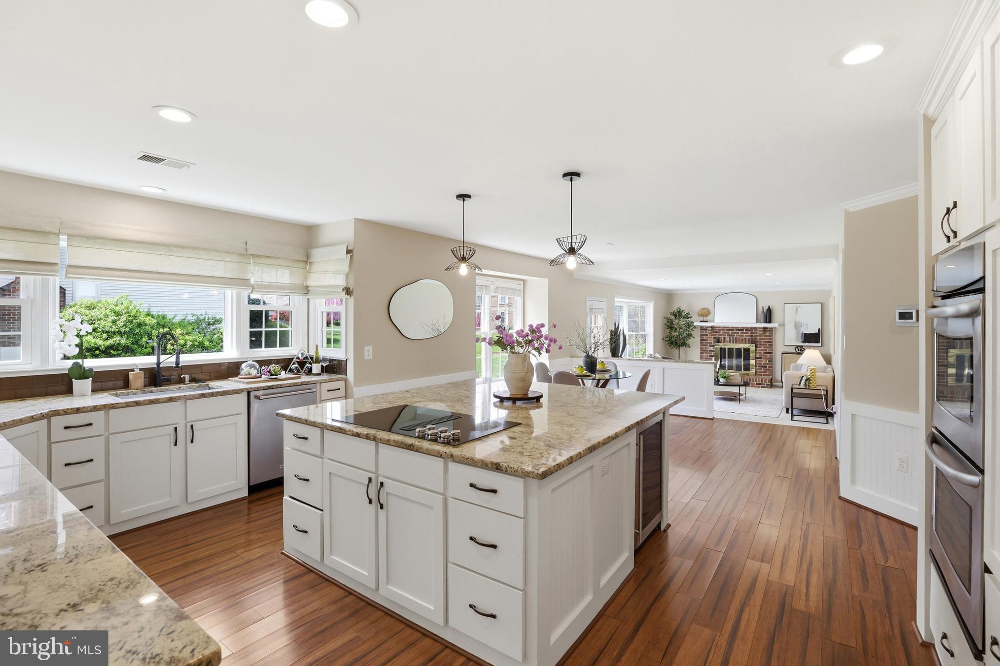 FRANKLIN OAKS - Residential