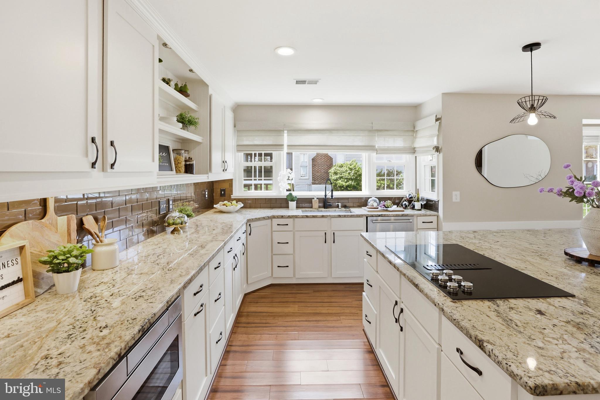 FRANKLIN OAKS - Residential