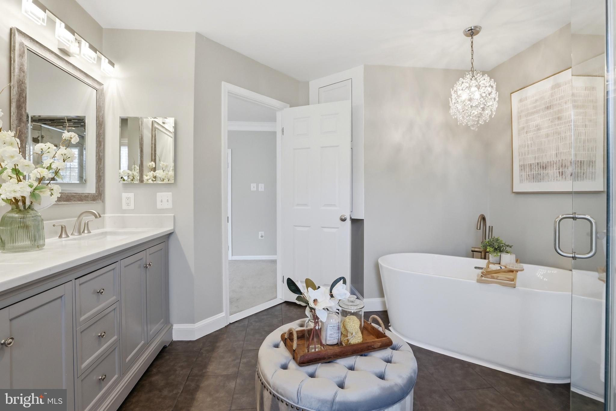 FRANKLIN OAKS - Residential