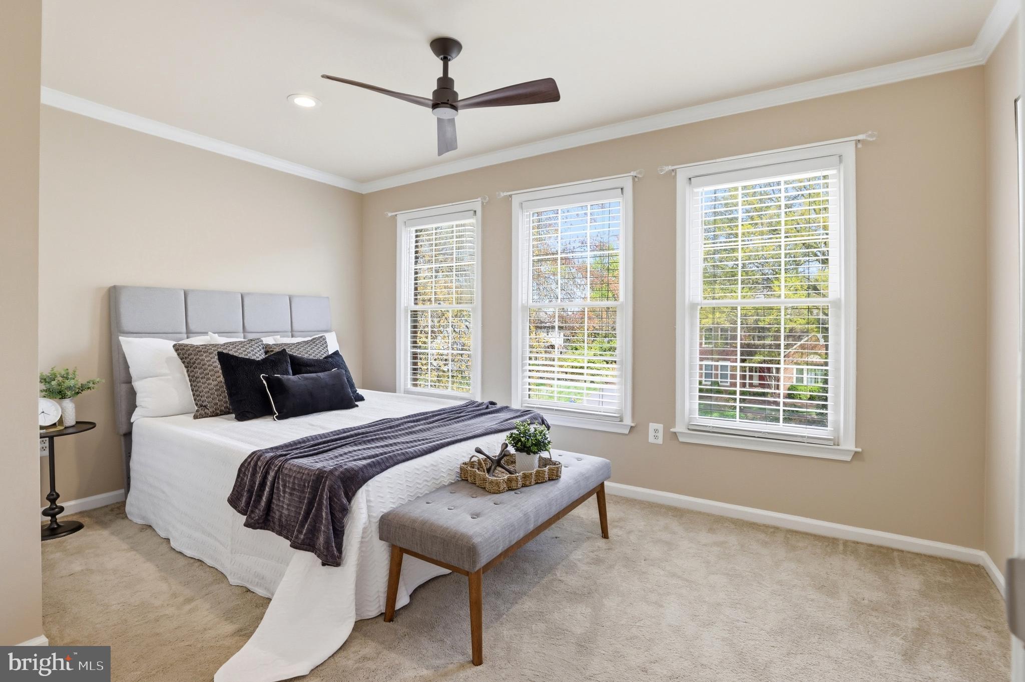 FRANKLIN OAKS - Residential