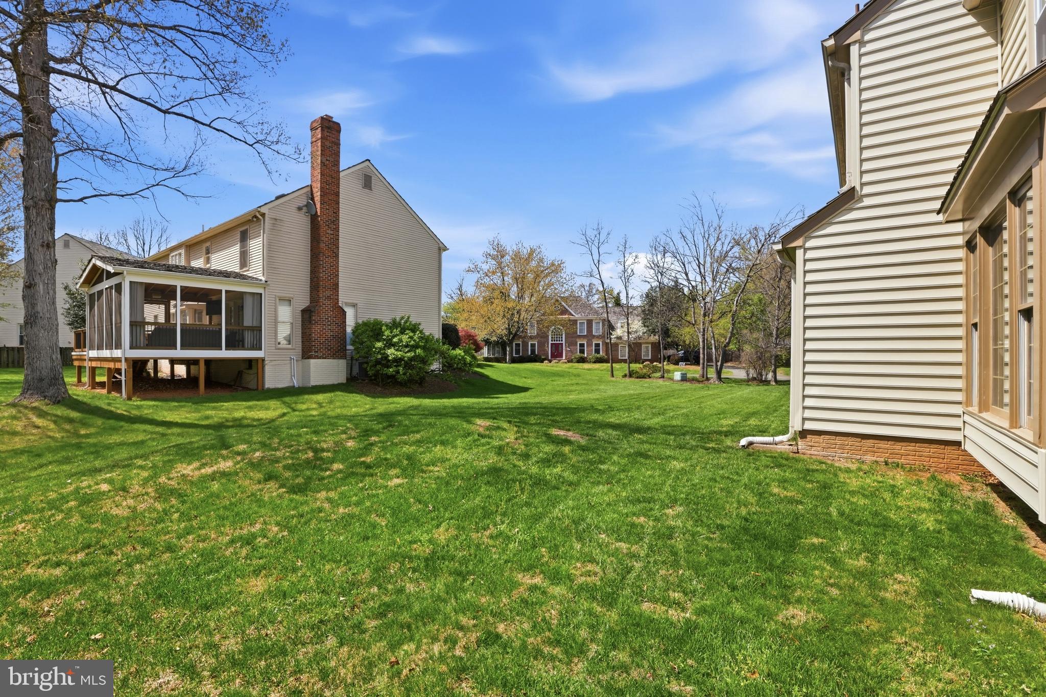 FRANKLIN OAKS - Residential
