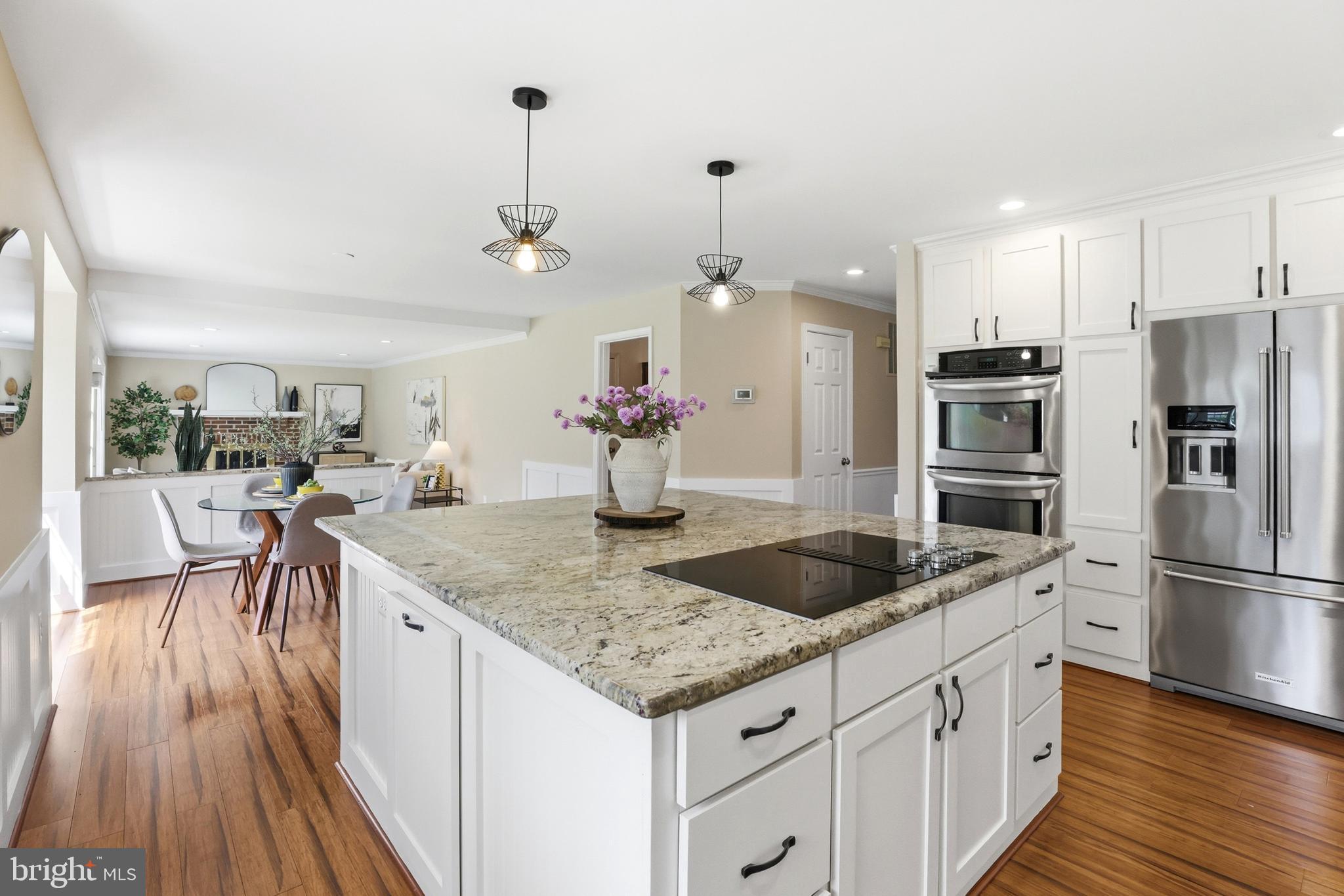 FRANKLIN OAKS - Residential