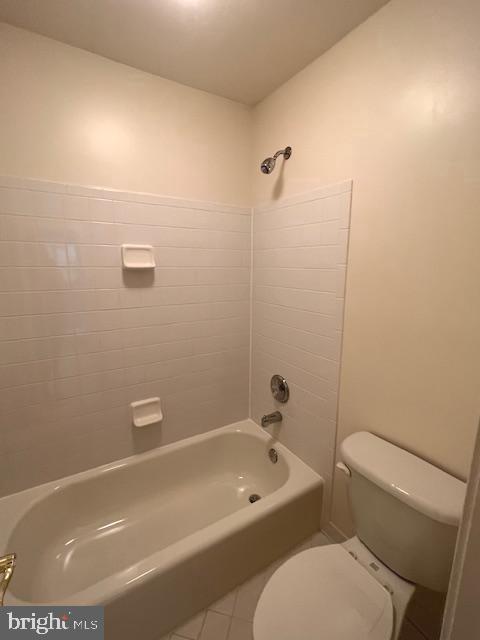 SENECA CROSSING - Residential Lease