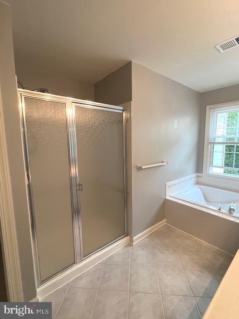 SENECA CROSSING - Residential Lease