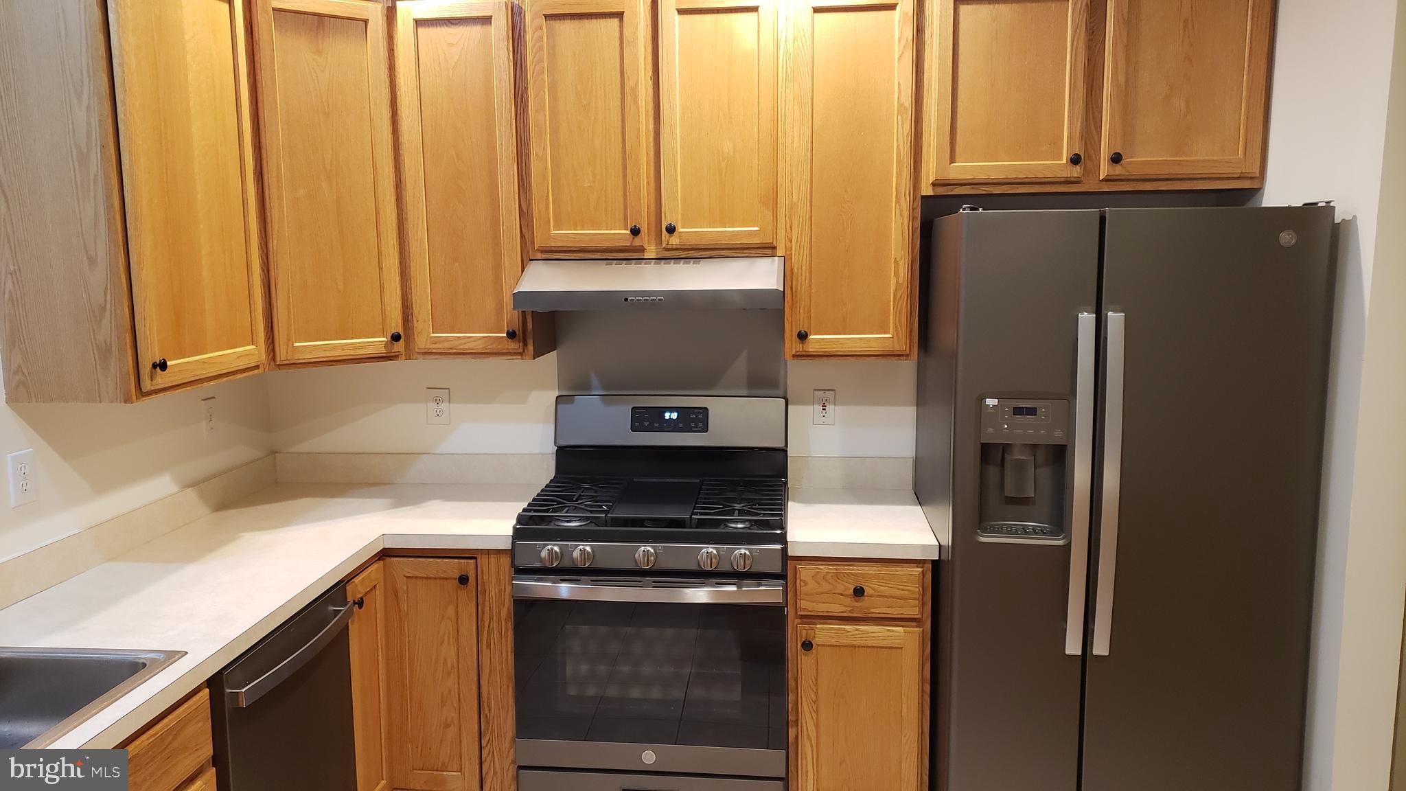 SENECA CROSSING - Residential Lease