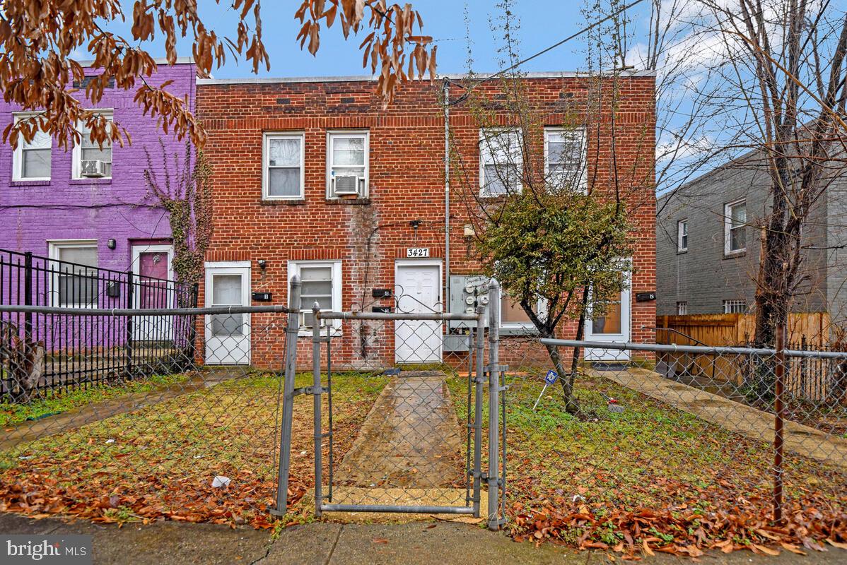 3427 B STREET SE 4