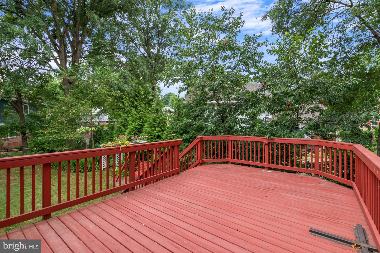 RIVERSIDE ESTATES - Residential