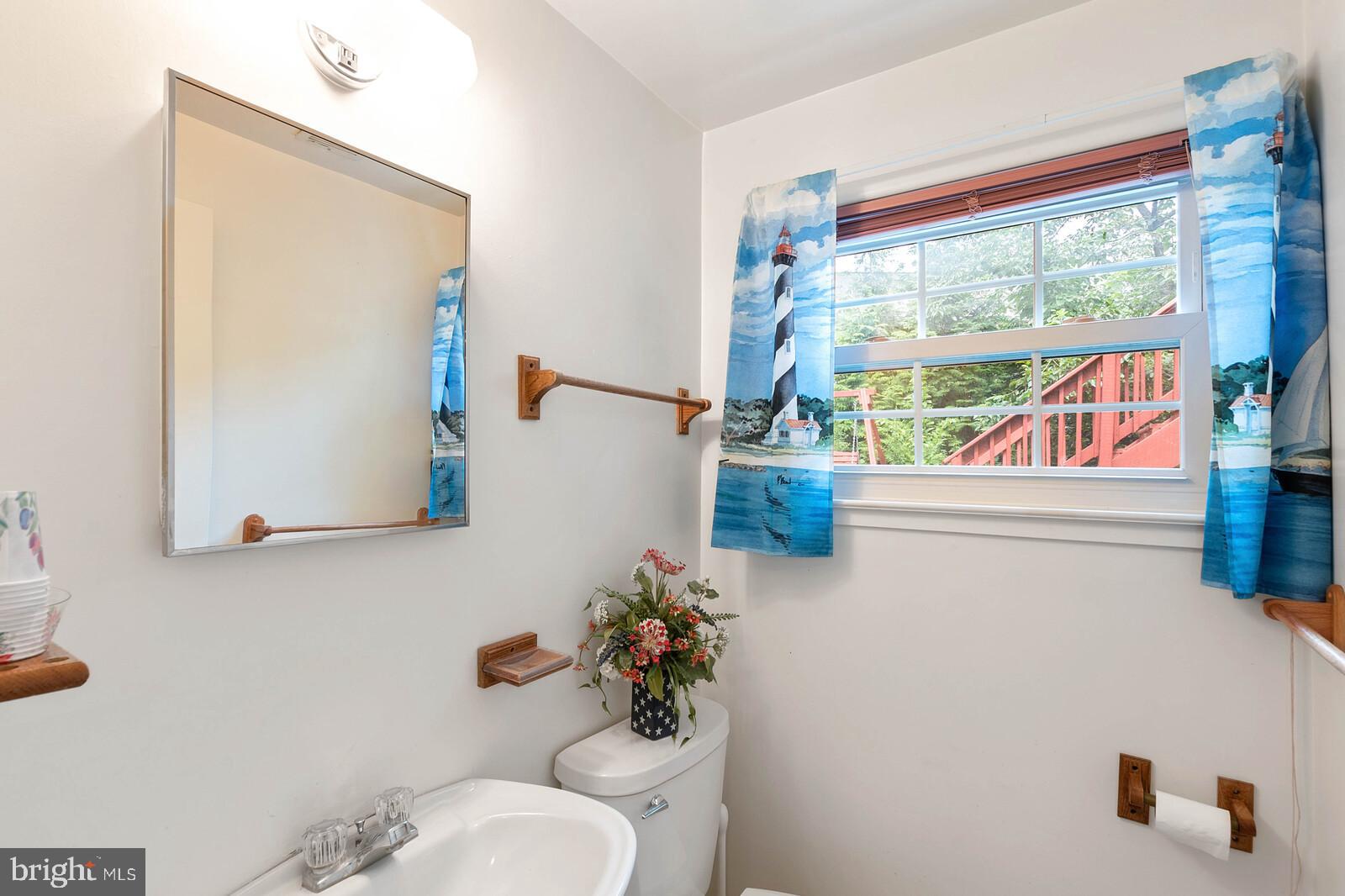 RIVERSIDE ESTATES - Residential