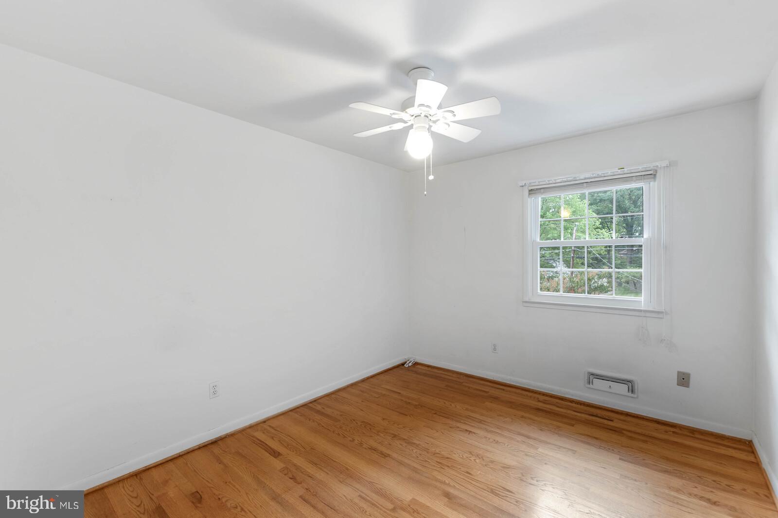 RIVERSIDE ESTATES - Residential