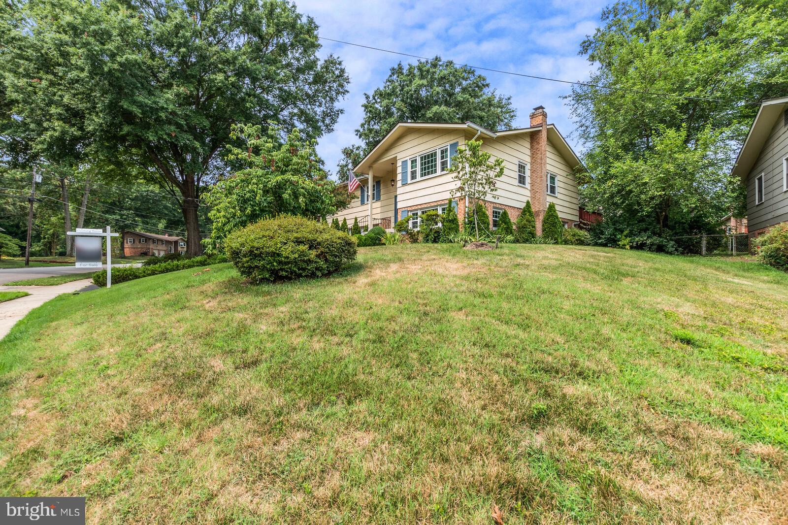 RIVERSIDE ESTATES - Residential