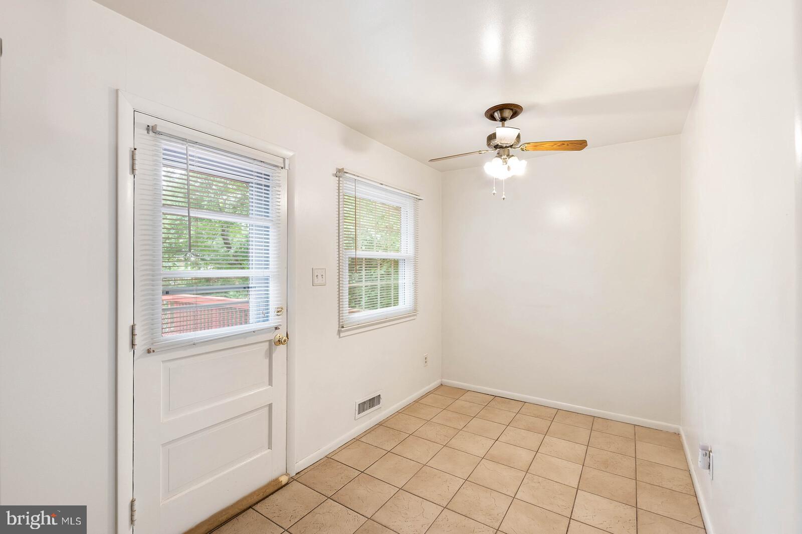 RIVERSIDE ESTATES - Residential