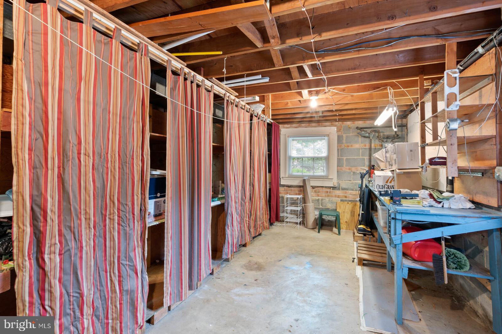 RIVERSIDE ESTATES - Residential