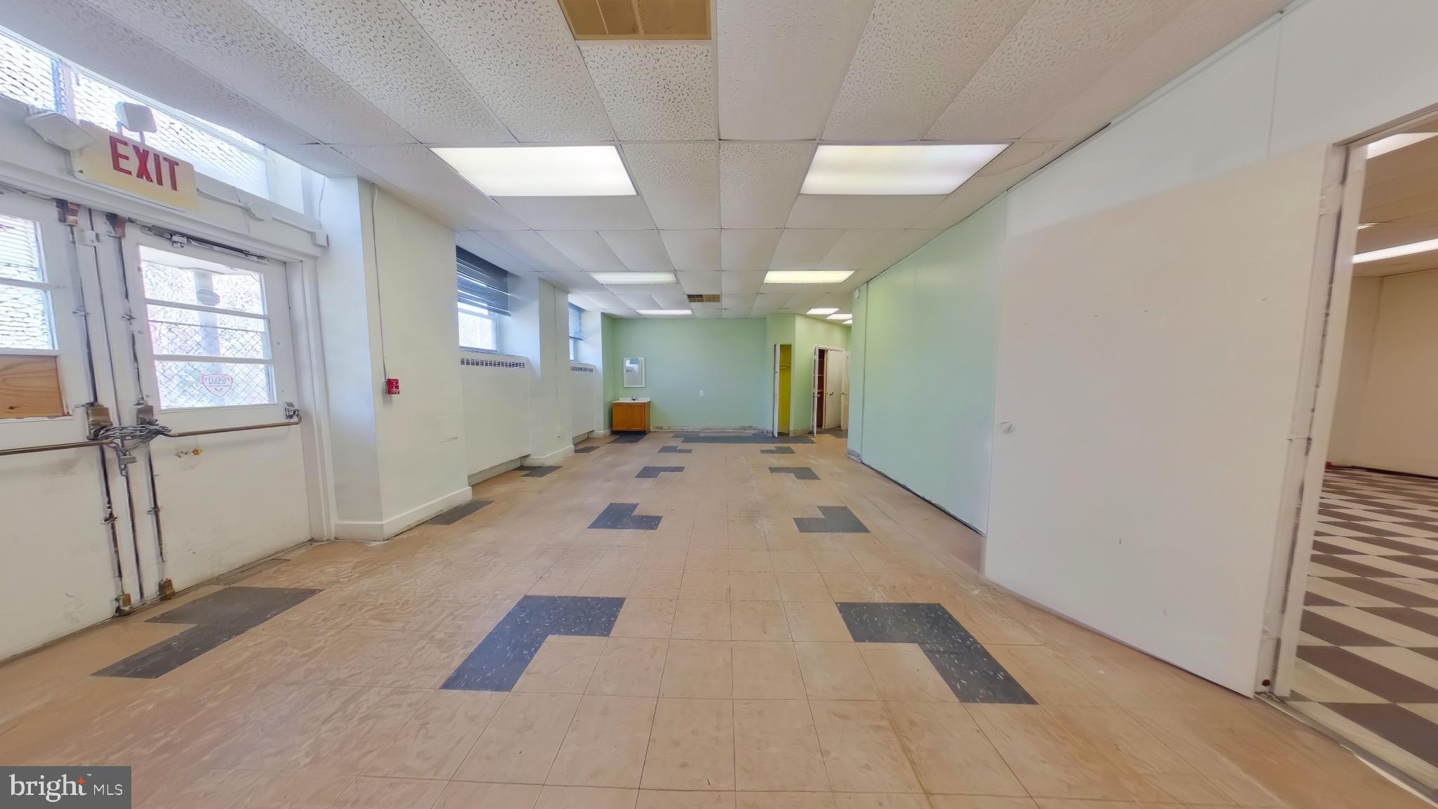 WYNNEFIELD - Commercial Sale