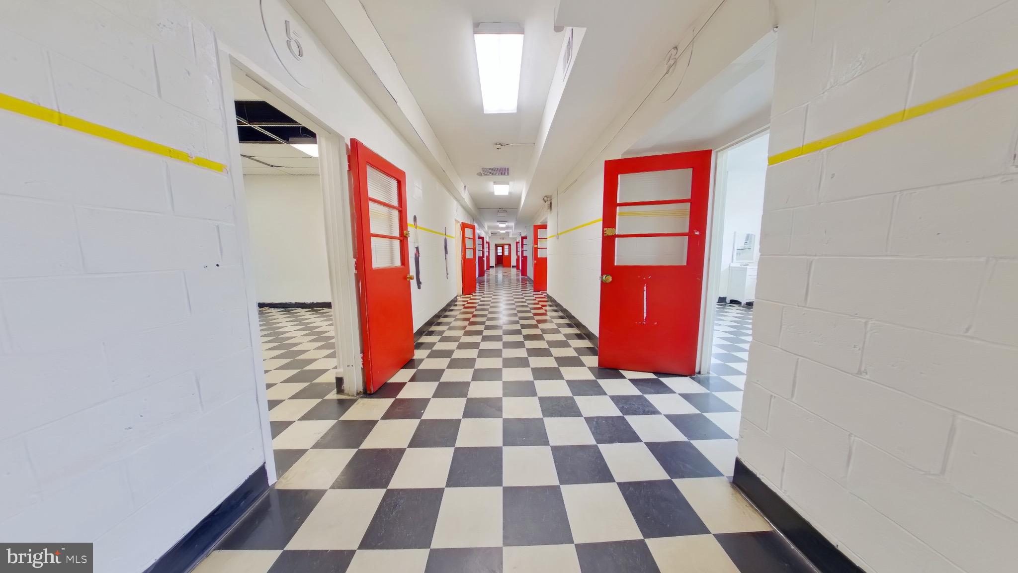 WYNNEFIELD - Commercial Sale