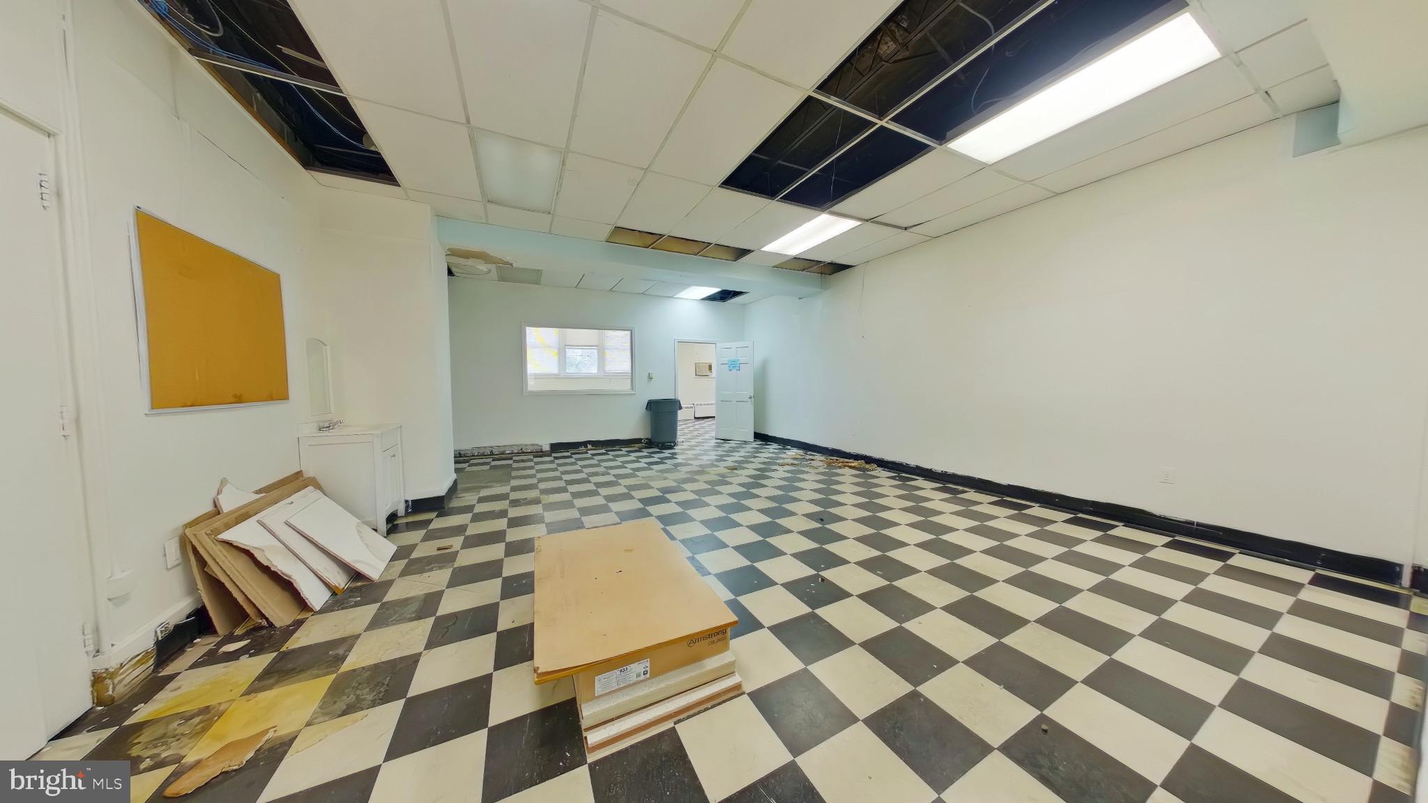 WYNNEFIELD - Commercial Sale