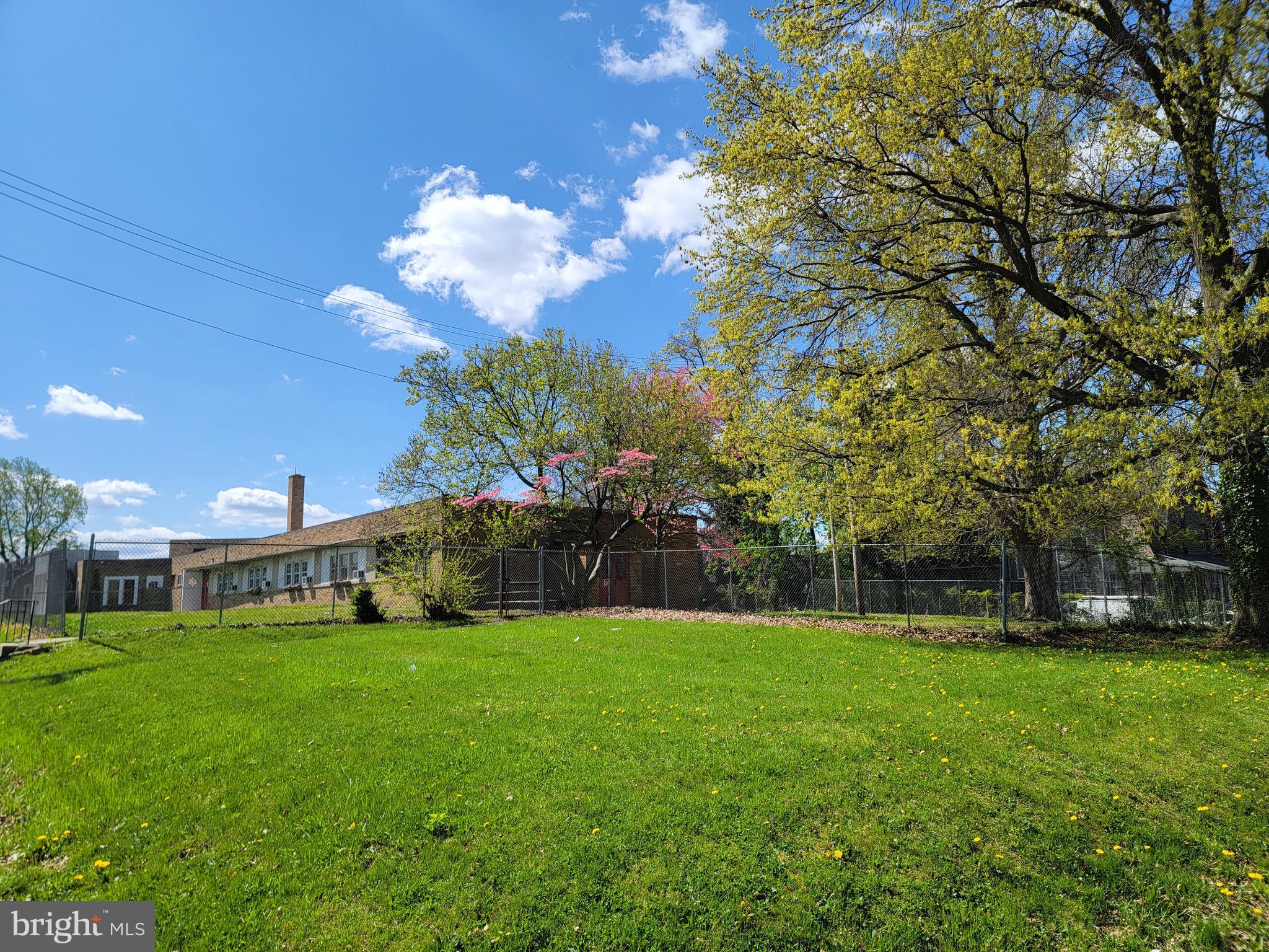 WYNNEFIELD - Commercial Sale