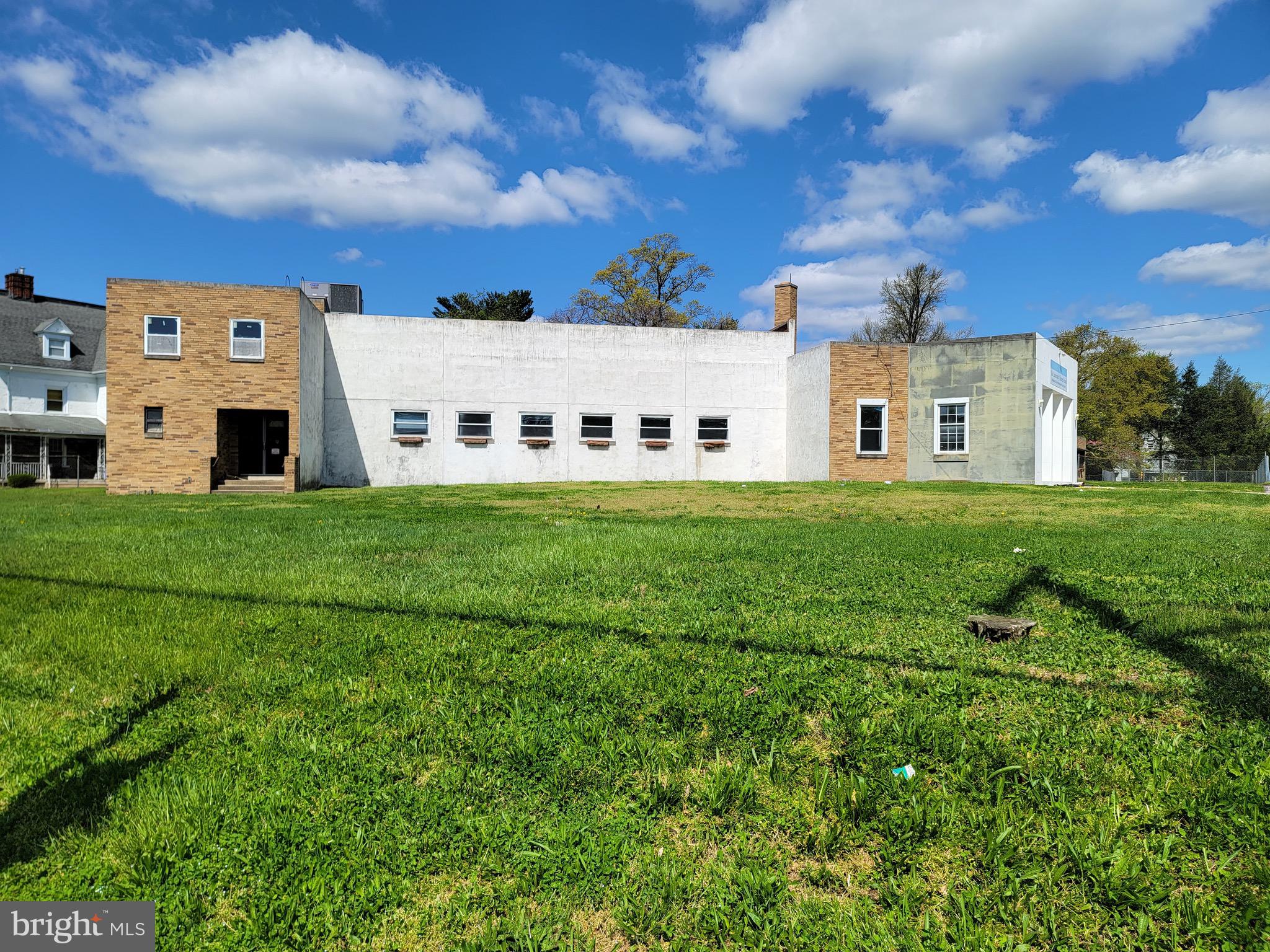 WYNNEFIELD - Commercial Sale