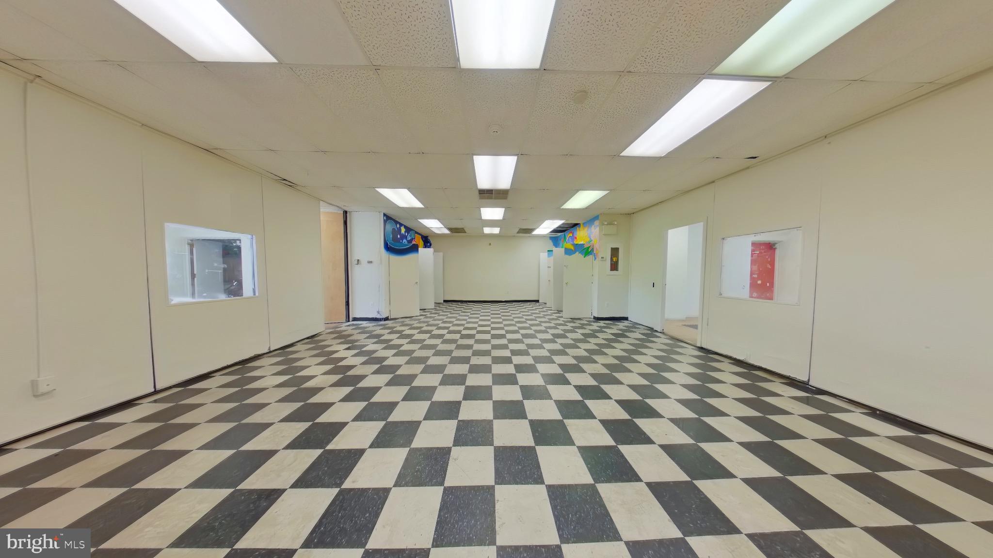 WYNNEFIELD - Commercial Sale