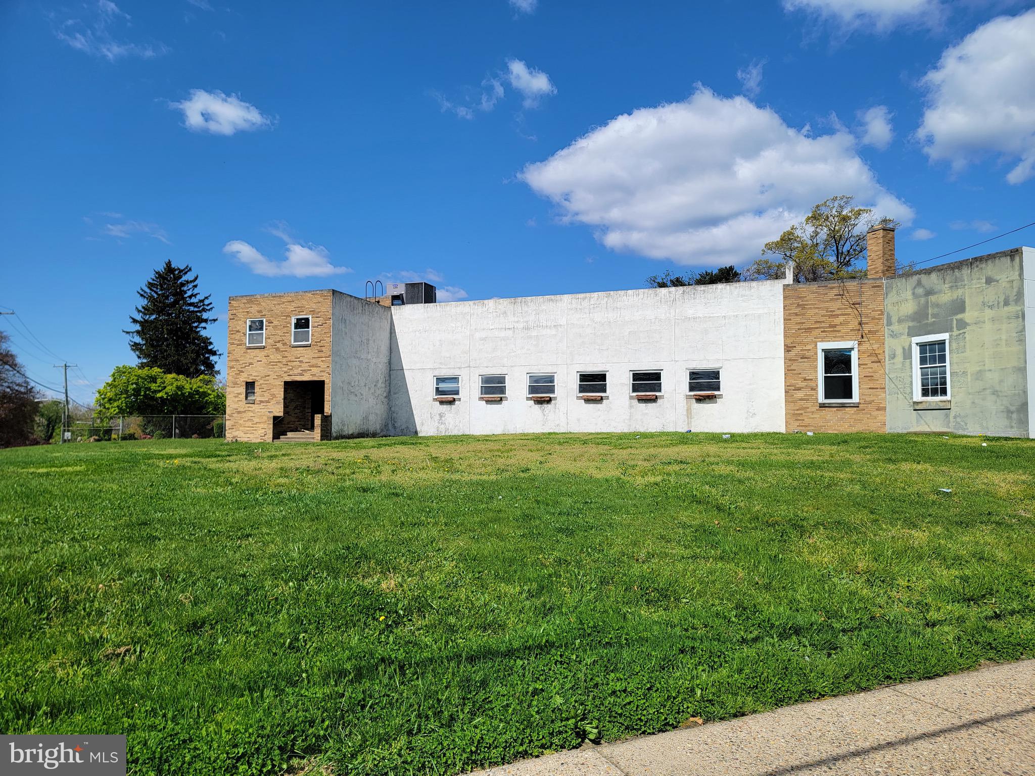 WYNNEFIELD - Commercial Sale