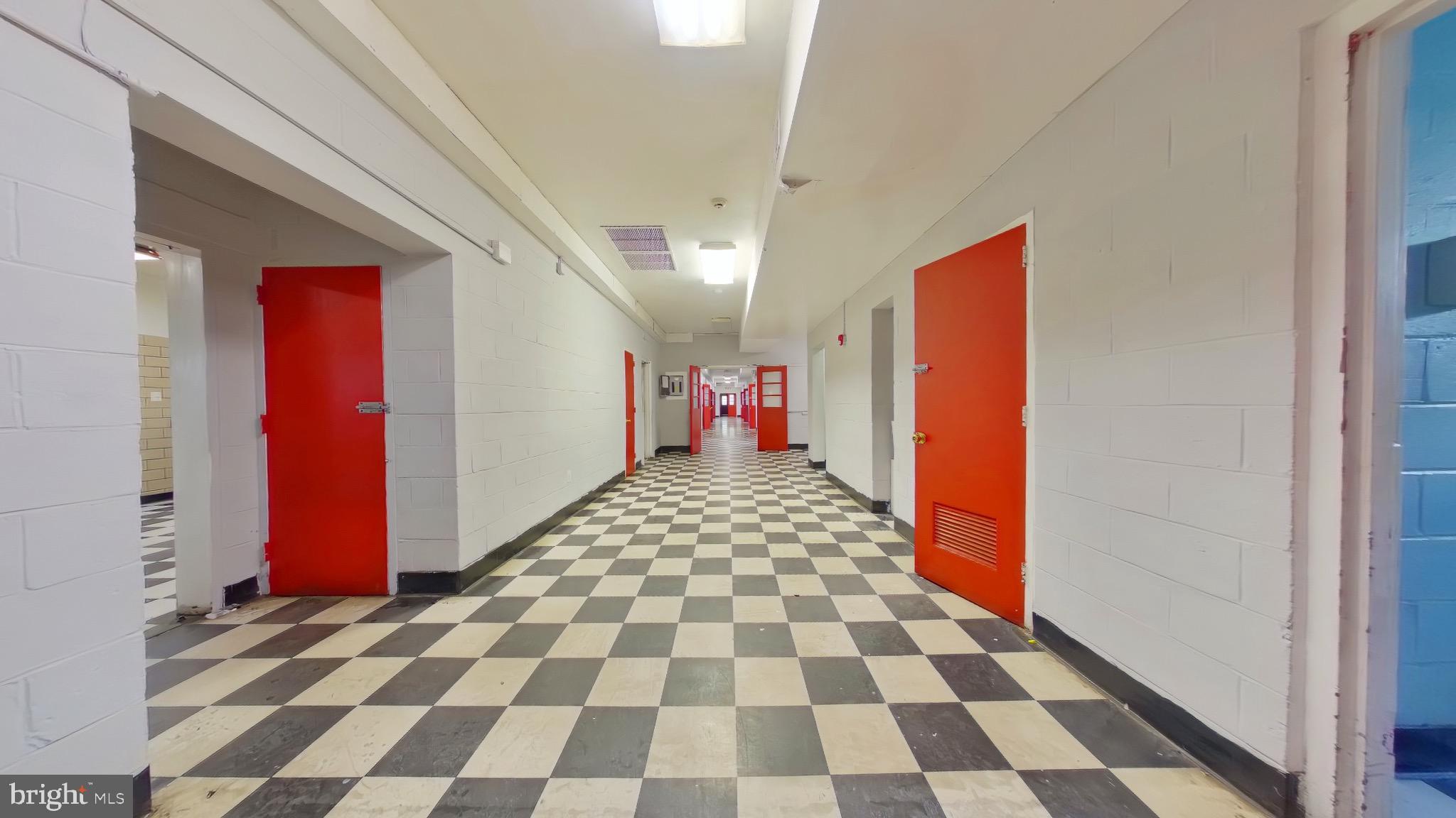 WYNNEFIELD - Commercial Sale