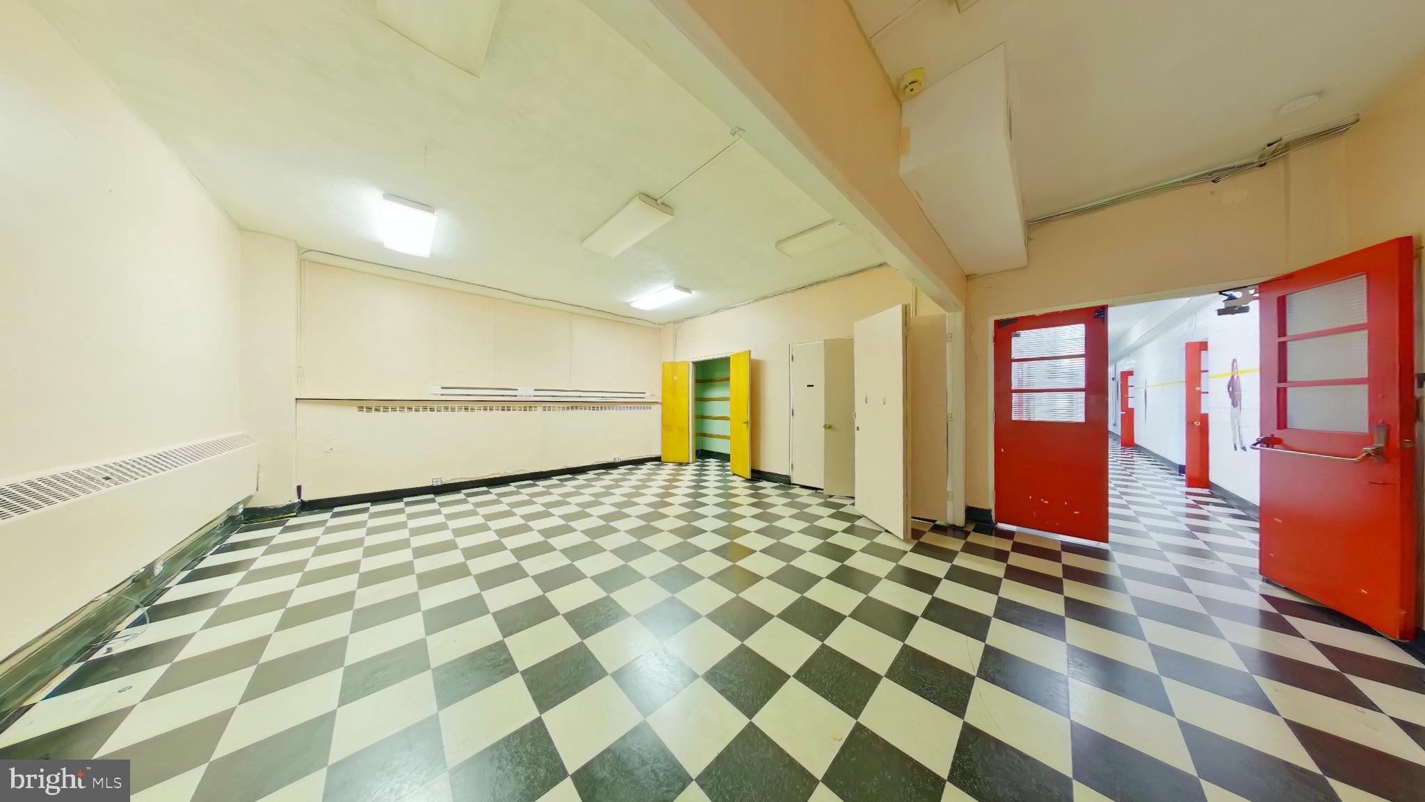 WYNNEFIELD - Commercial Sale