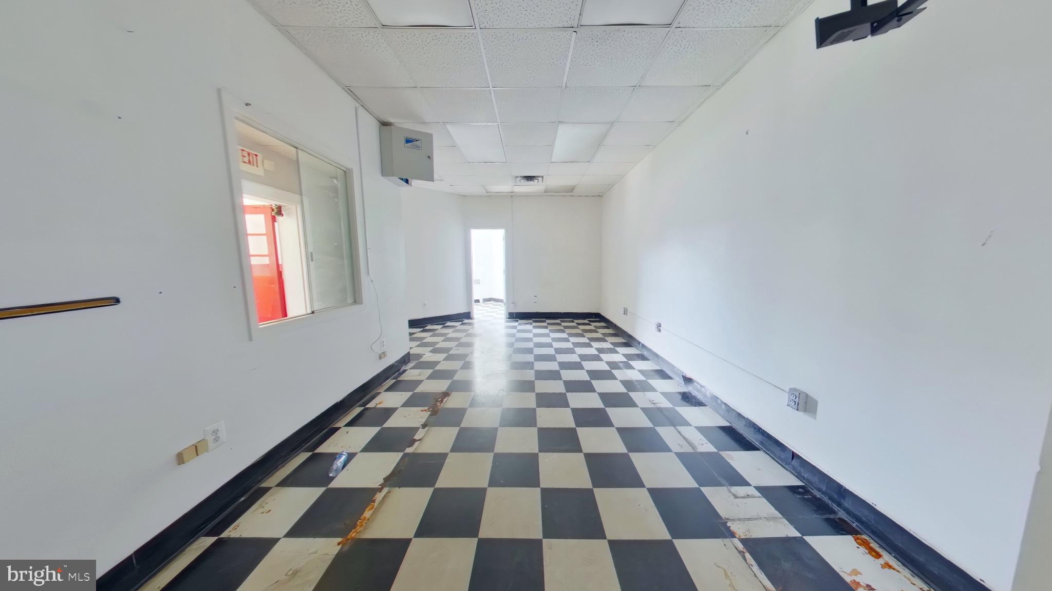 WYNNEFIELD - Commercial Sale