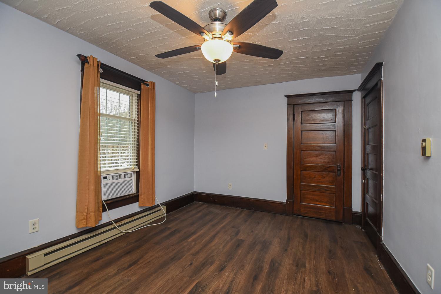 SOUTH MAIN - Residential