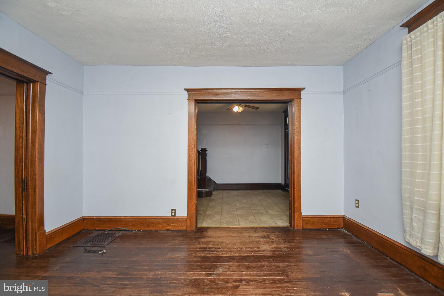 SOUTH MAIN - Residential