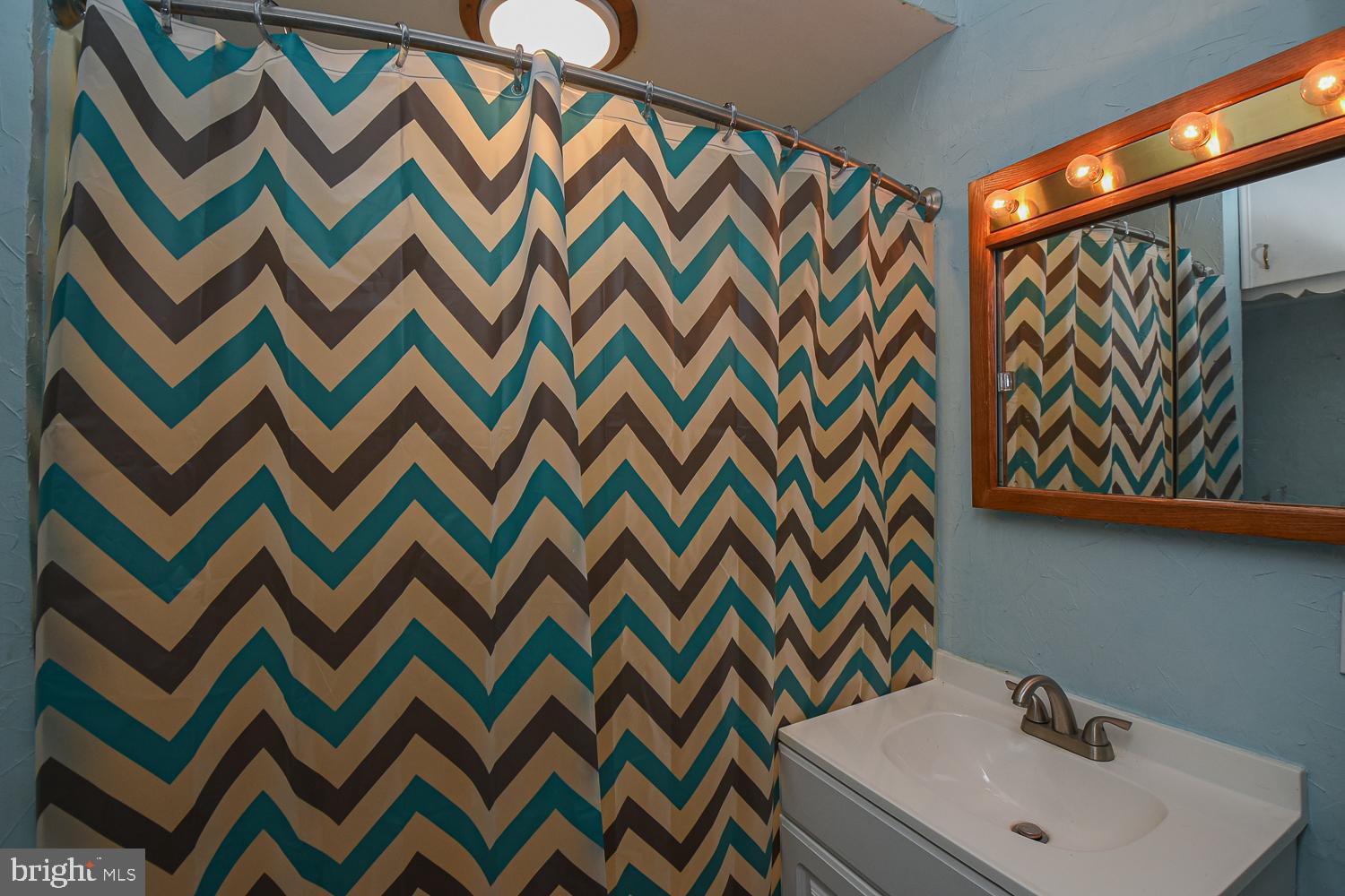 SOUTH MAIN - Residential