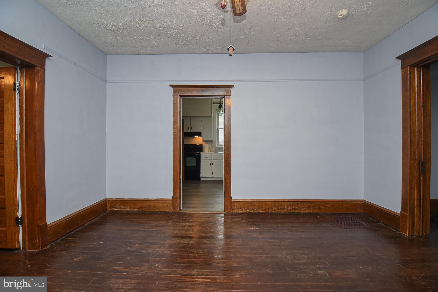 SOUTH MAIN - Residential