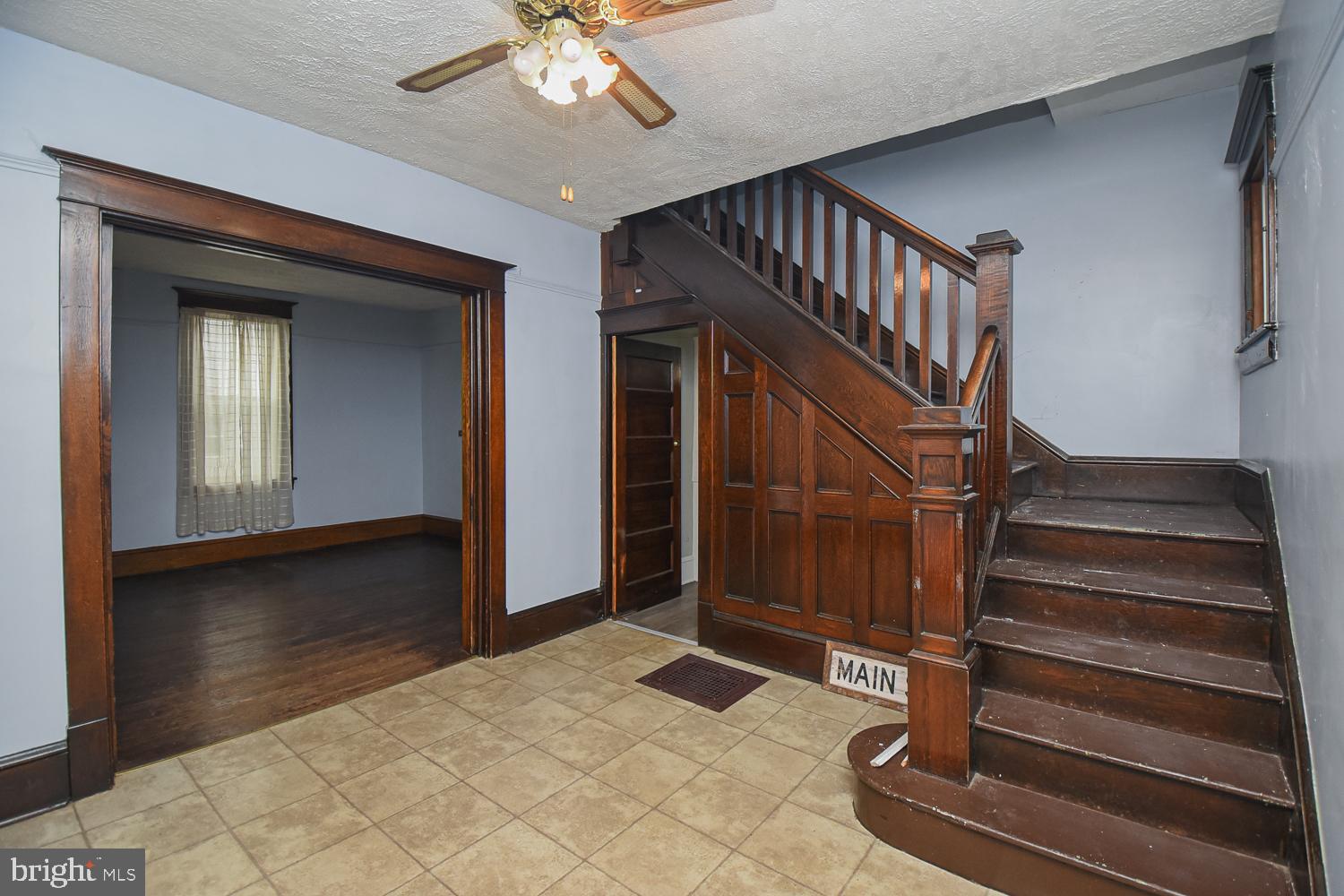 SOUTH MAIN - Residential