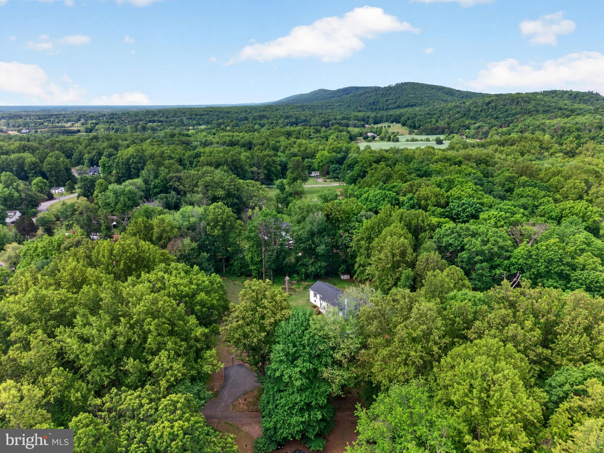 ALDIE MEADOWS - Residential