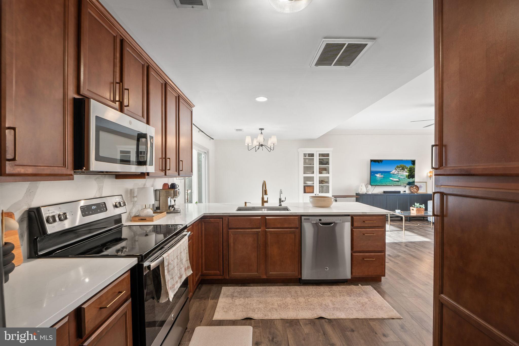 VILLAGE AT SAMUEL STATION - Residential