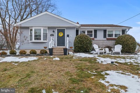 Photo of 607 S Chubb Drive, DOYLESTOWN, PA 18901 (MLS # PABU2114552)
