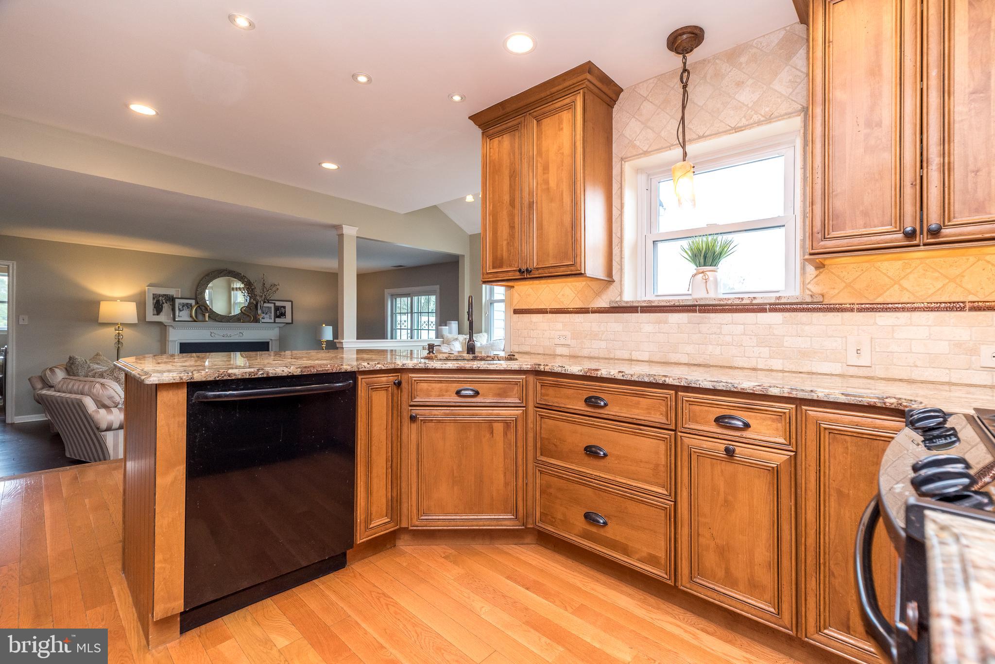 HIDDEN POND - Residential