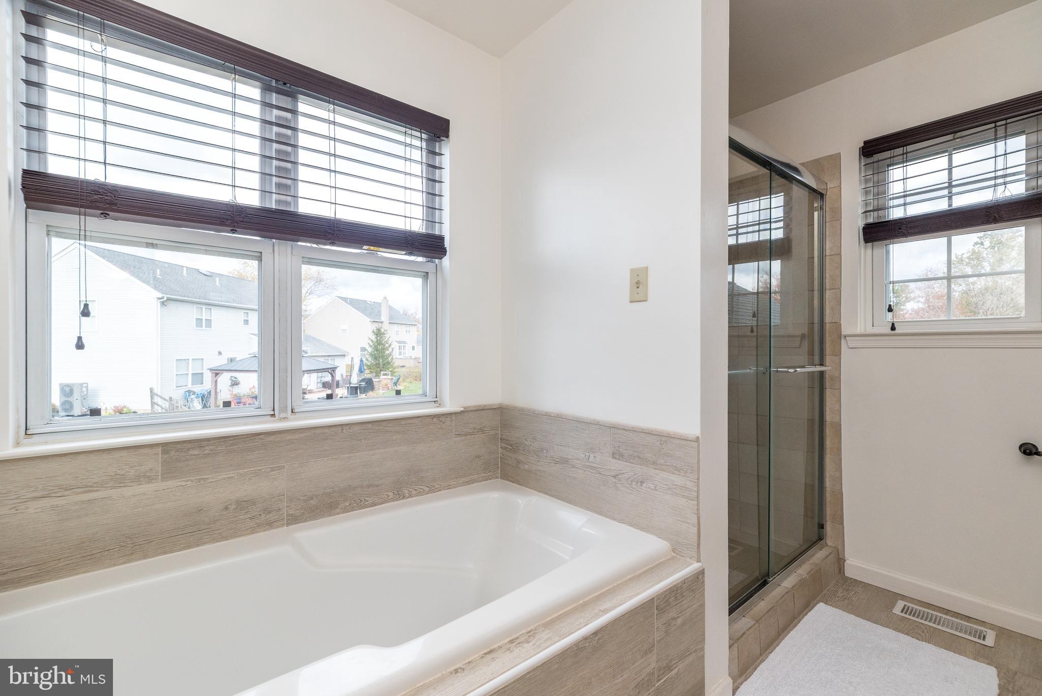 HIDDEN POND - Residential