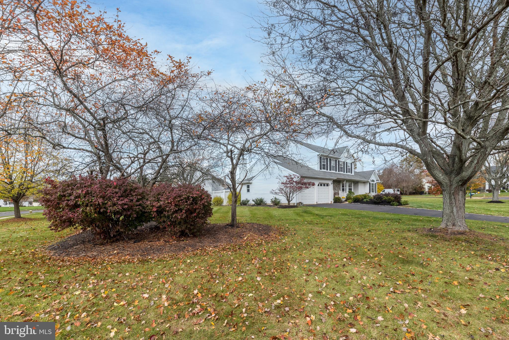 HIDDEN POND - Residential