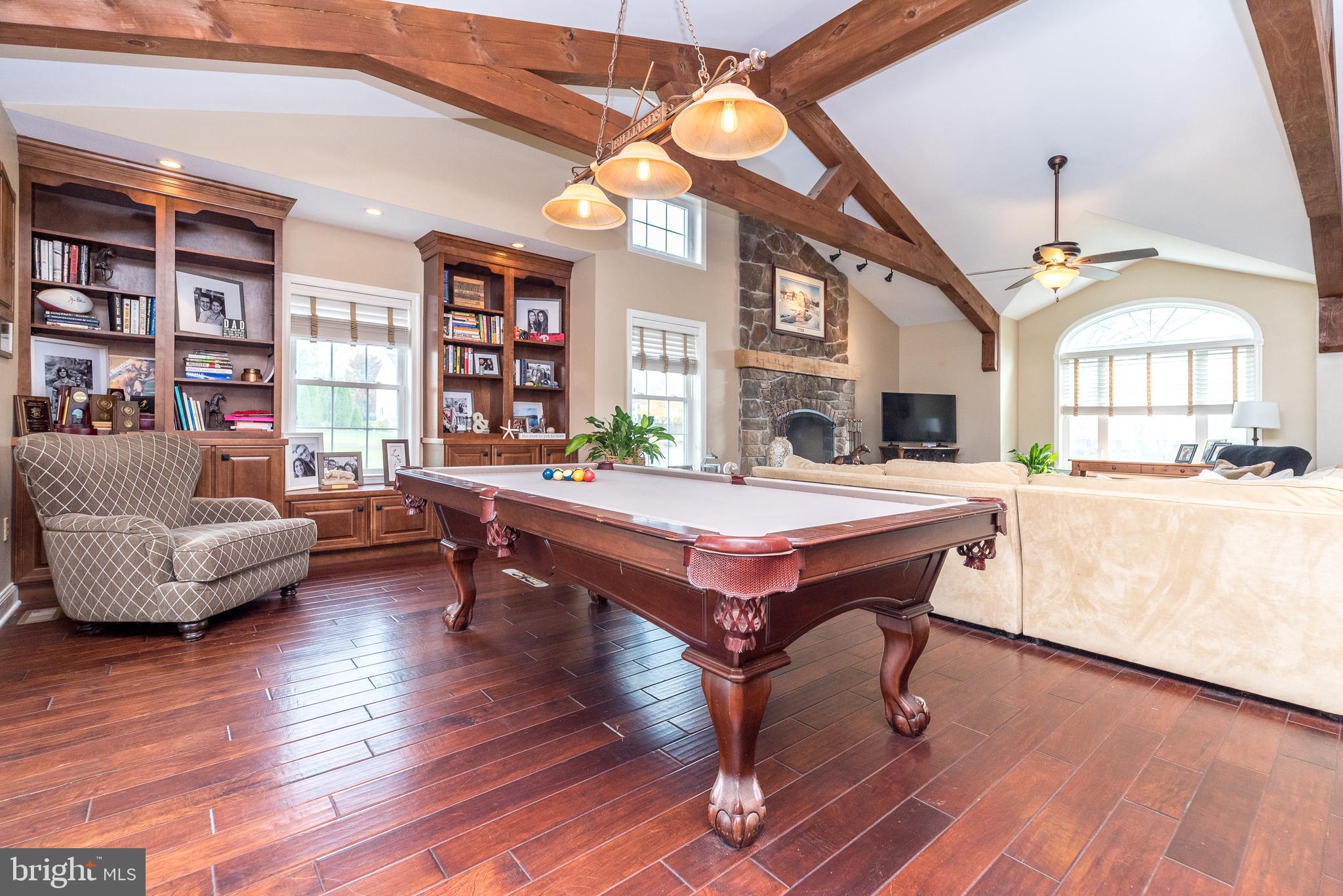 HIDDEN POND - Residential