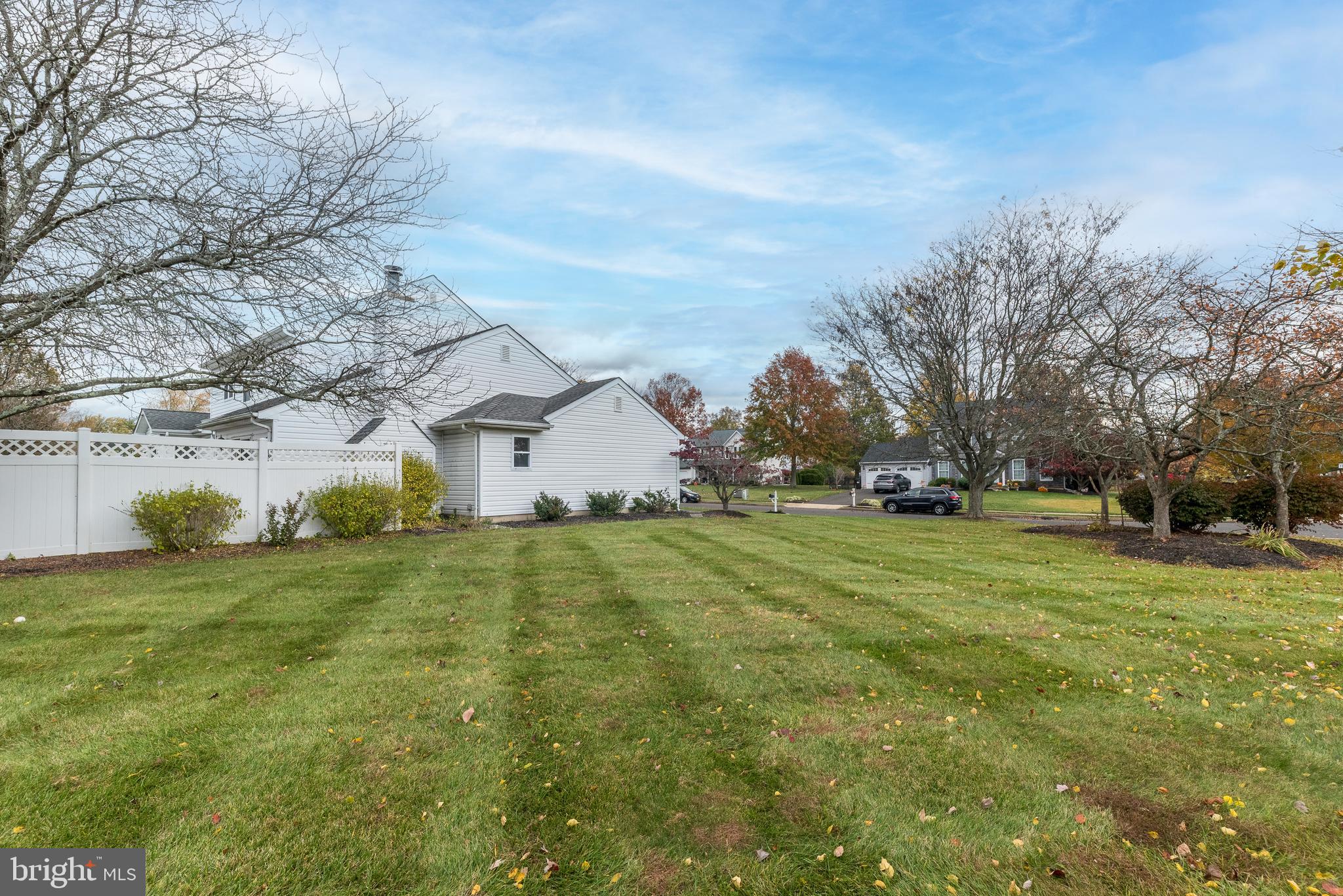 HIDDEN POND - Residential