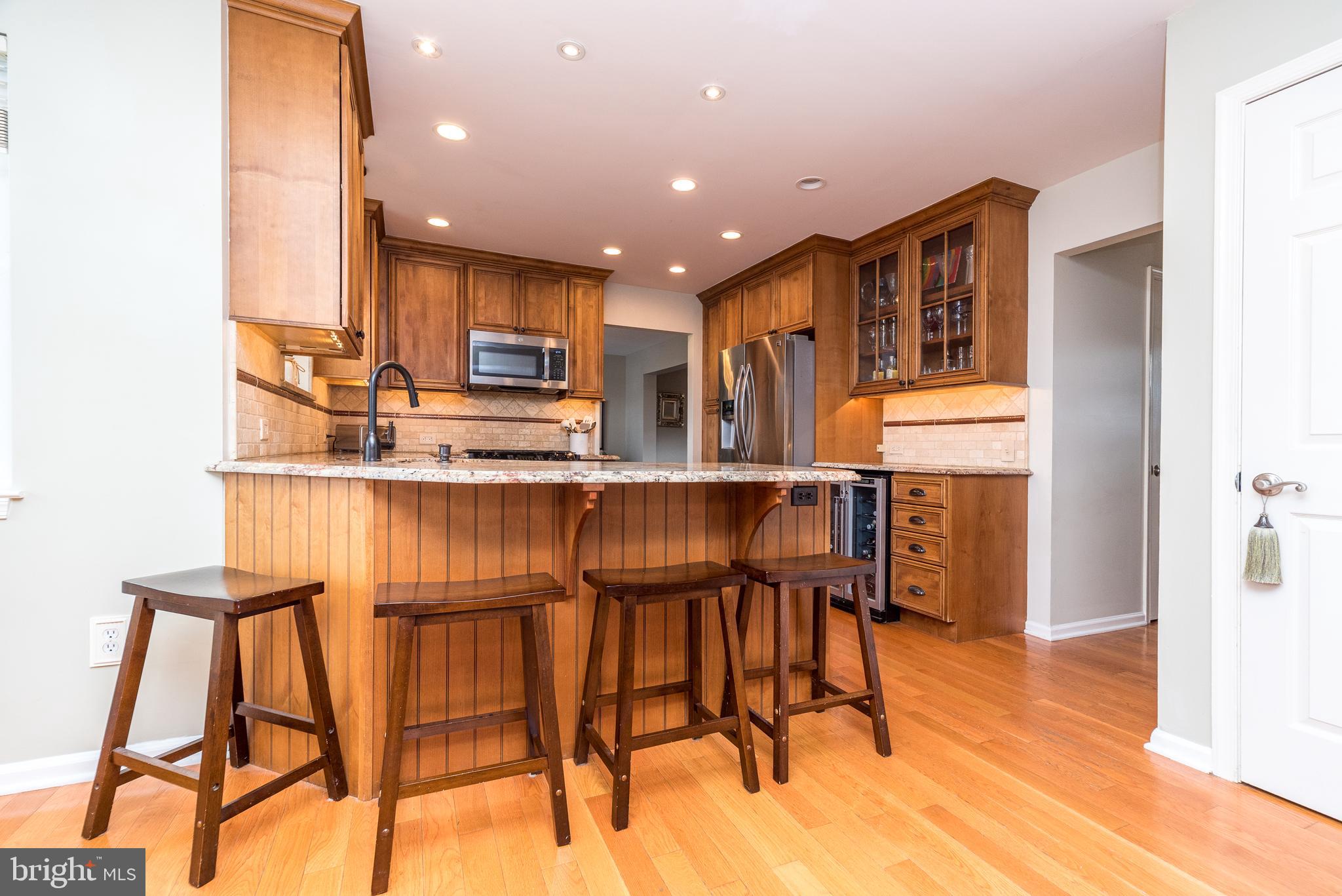 HIDDEN POND - Residential