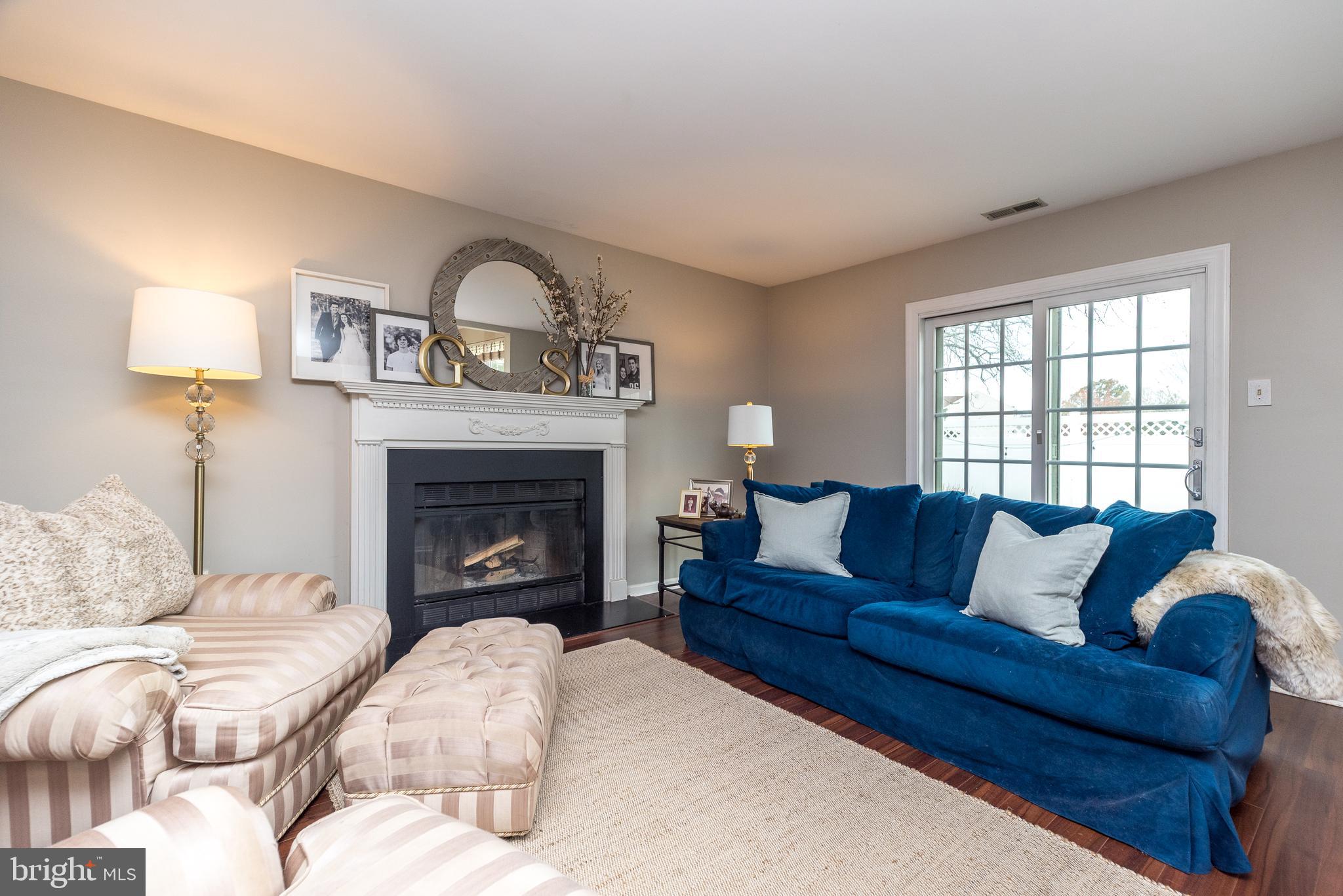 HIDDEN POND - Residential